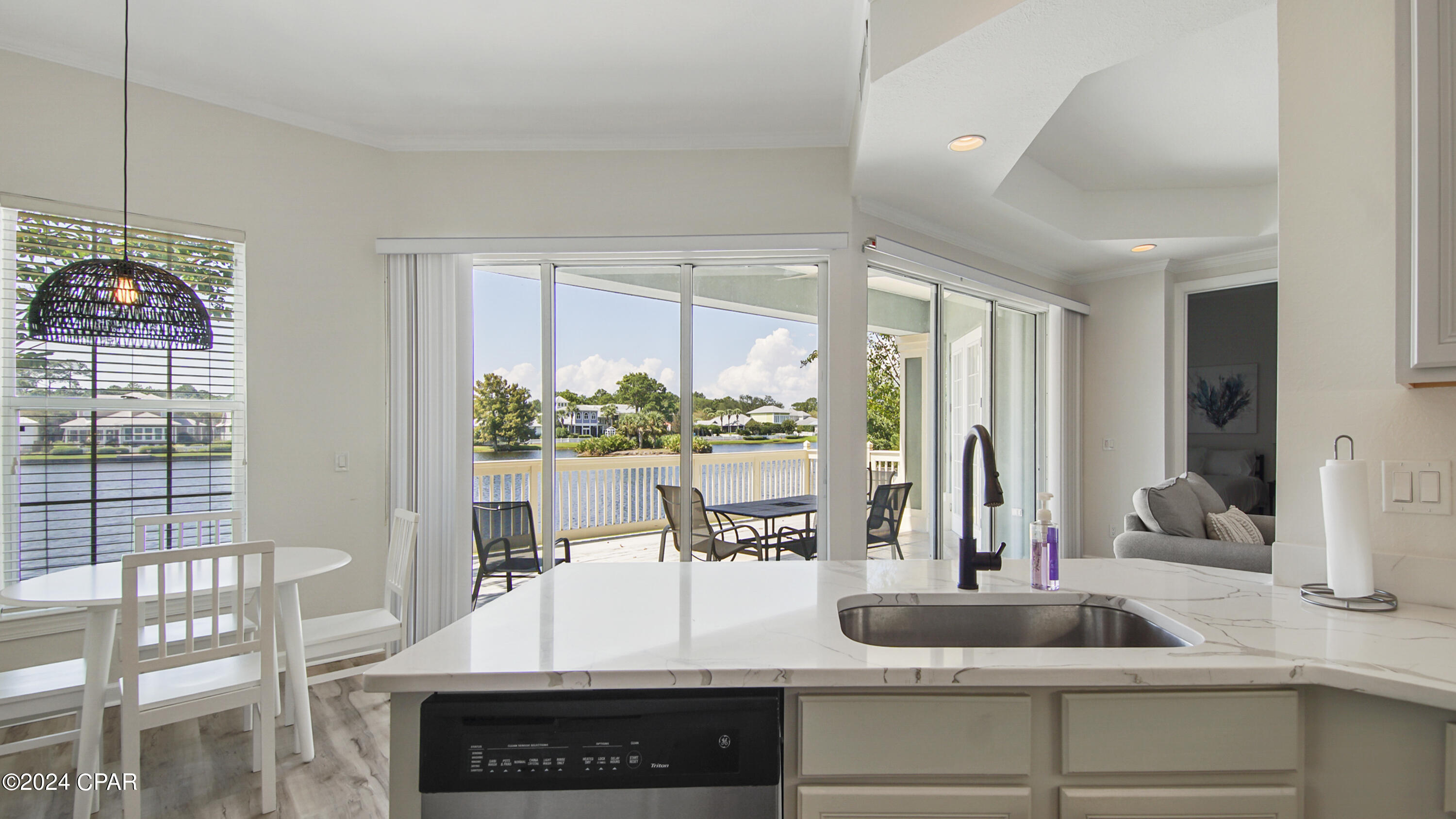 Sceae2c3q6edhefhsddwbkgzkzy1dplwunguf99nt3q