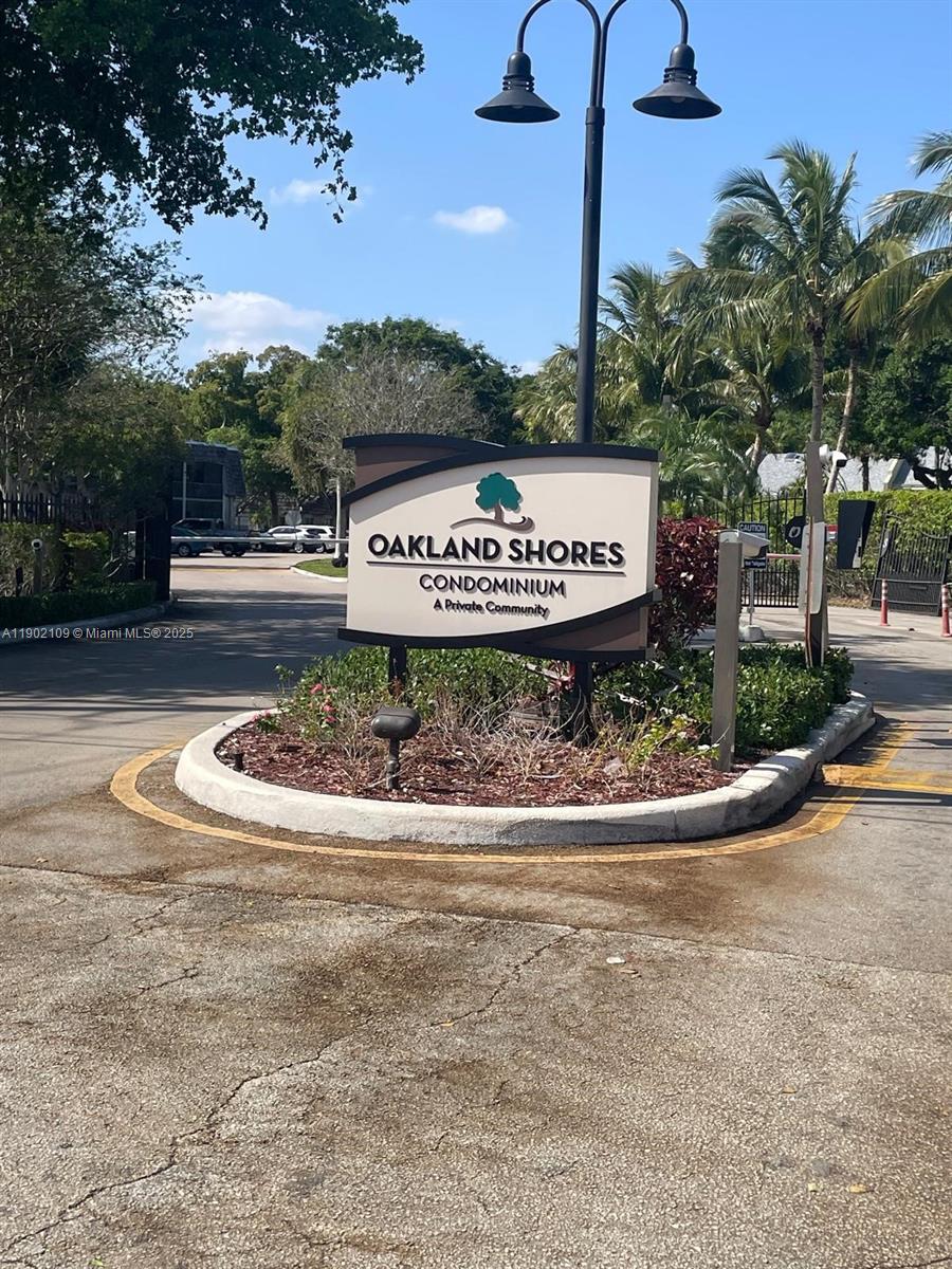 Oakland Shores Condominiu