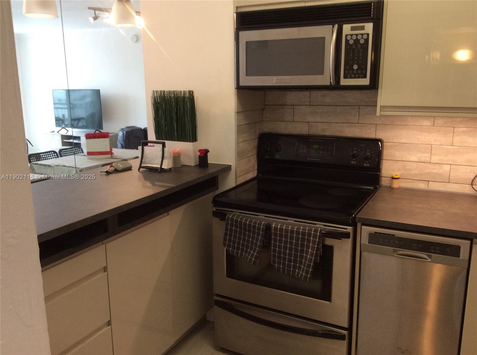 Property photo # 3