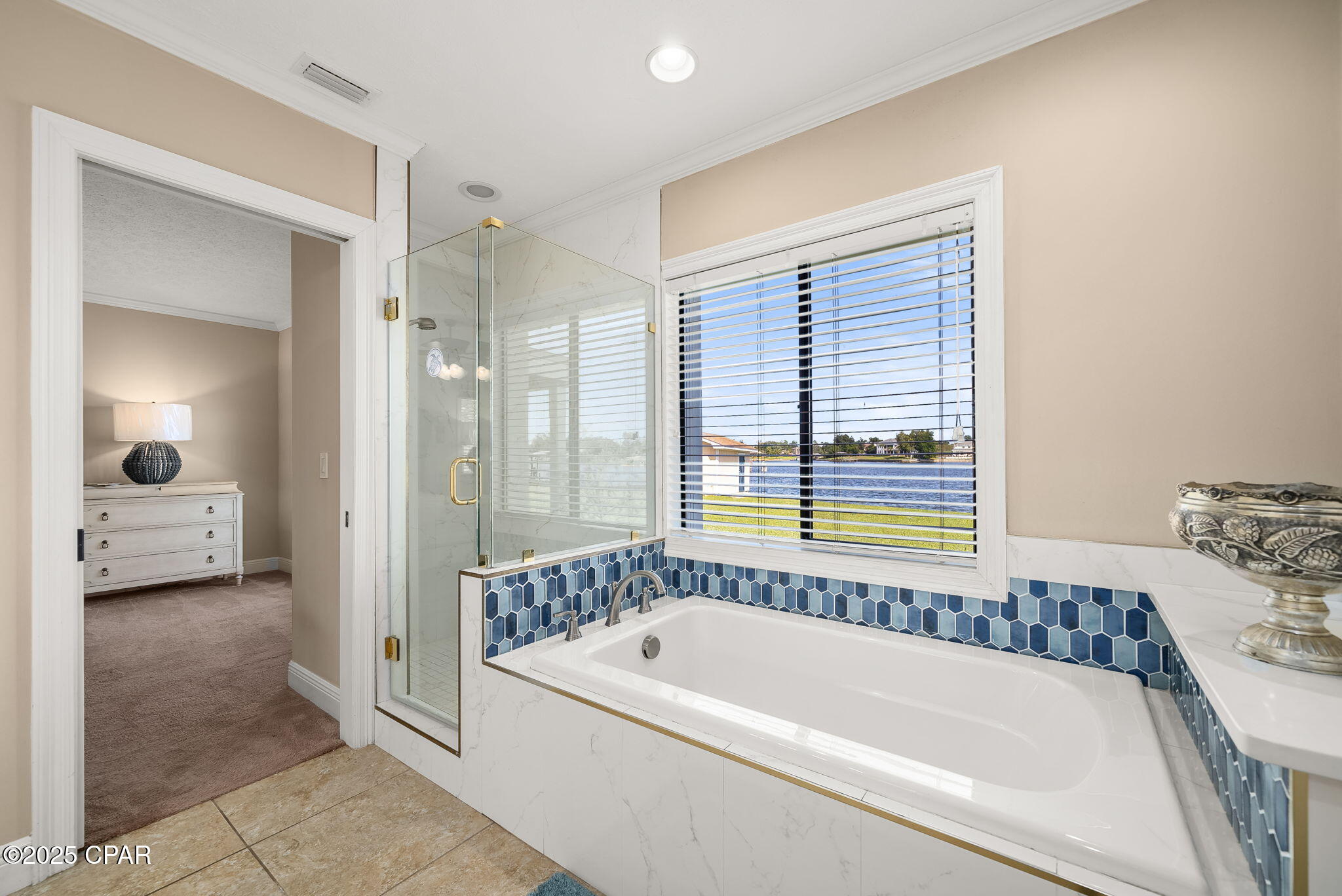 Jfmmoa_vl3fy2_i Ez4vwlgtcbggqs6azojr78utsce