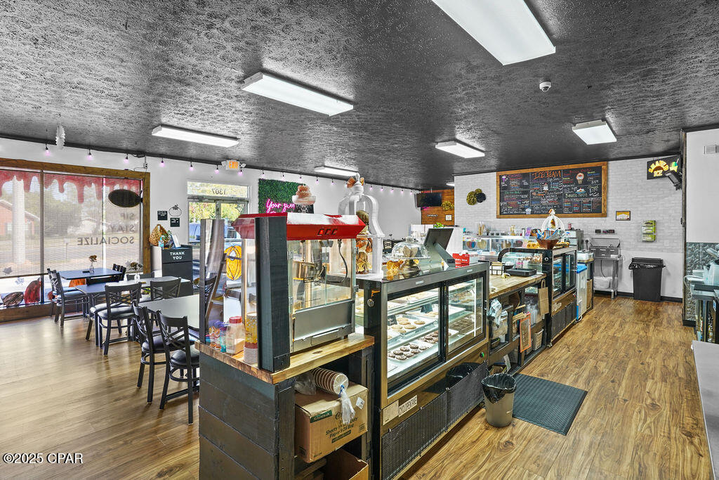 Ngo Kmpoff31db_stweezkwop _81hz2hmqka3mj3pc