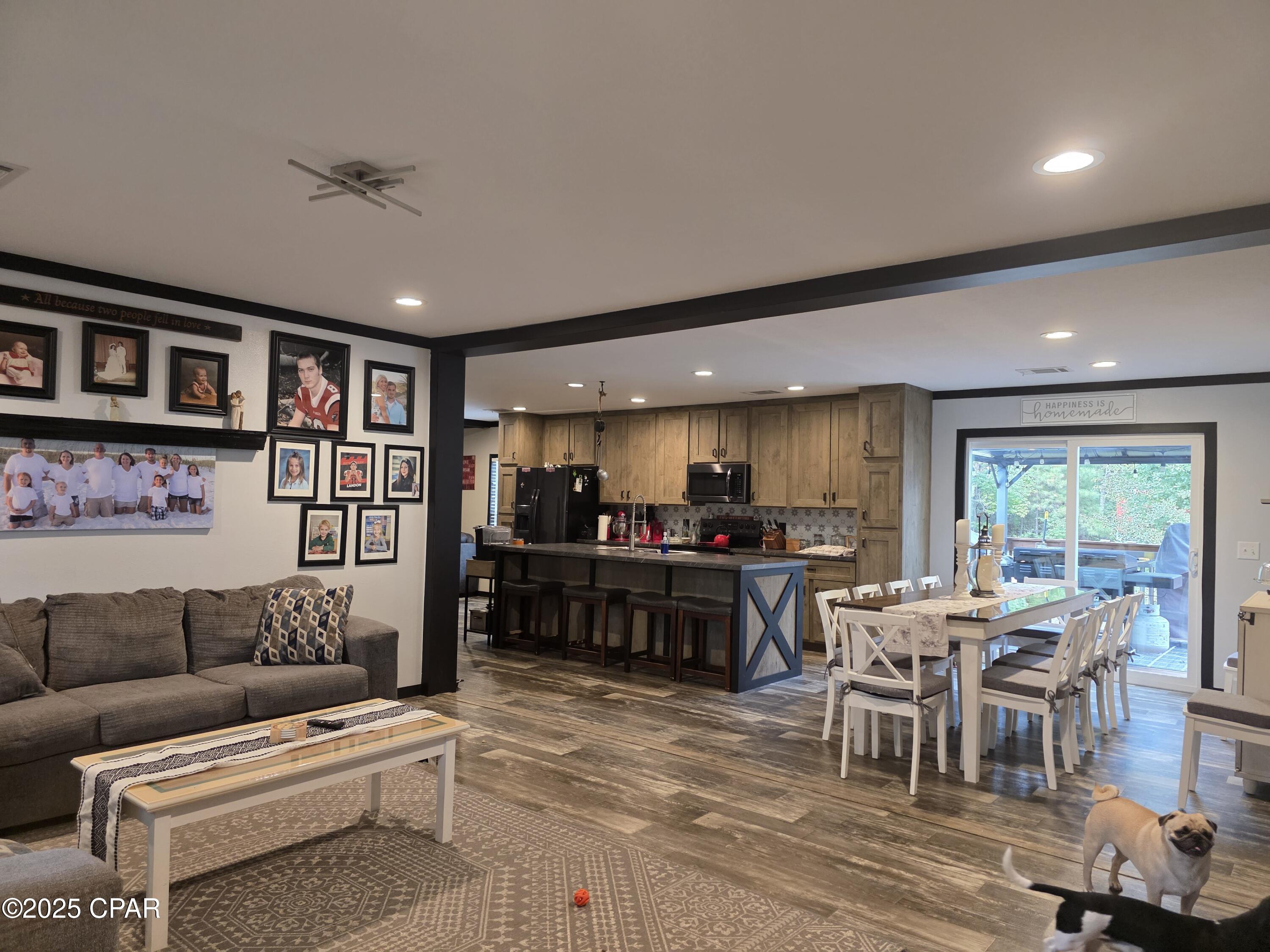 53qufgidwuwhciqhegu_d0llo40i V3v5iwc2px_0 I