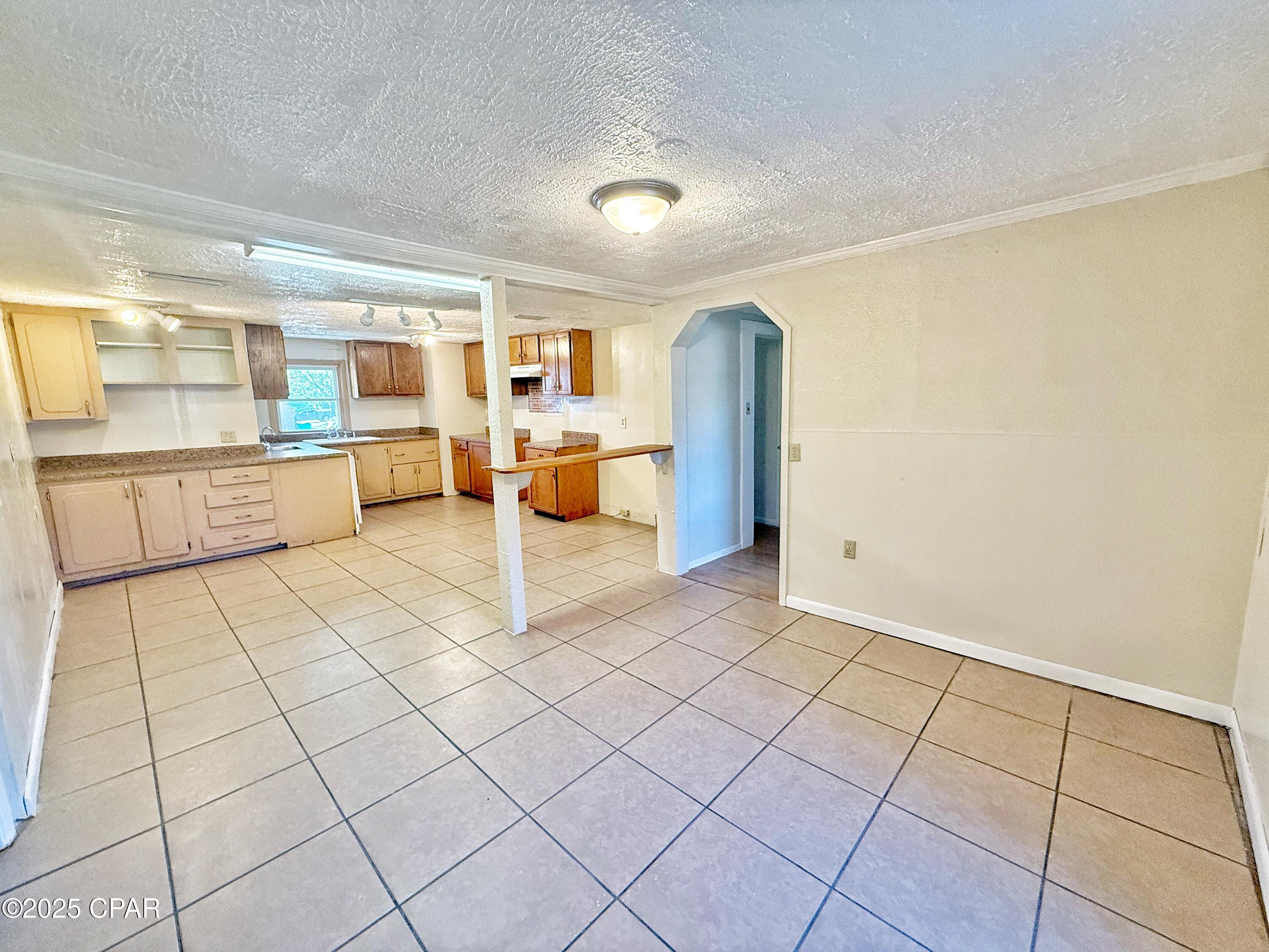 Image 8 For 5332 Ceiley Street