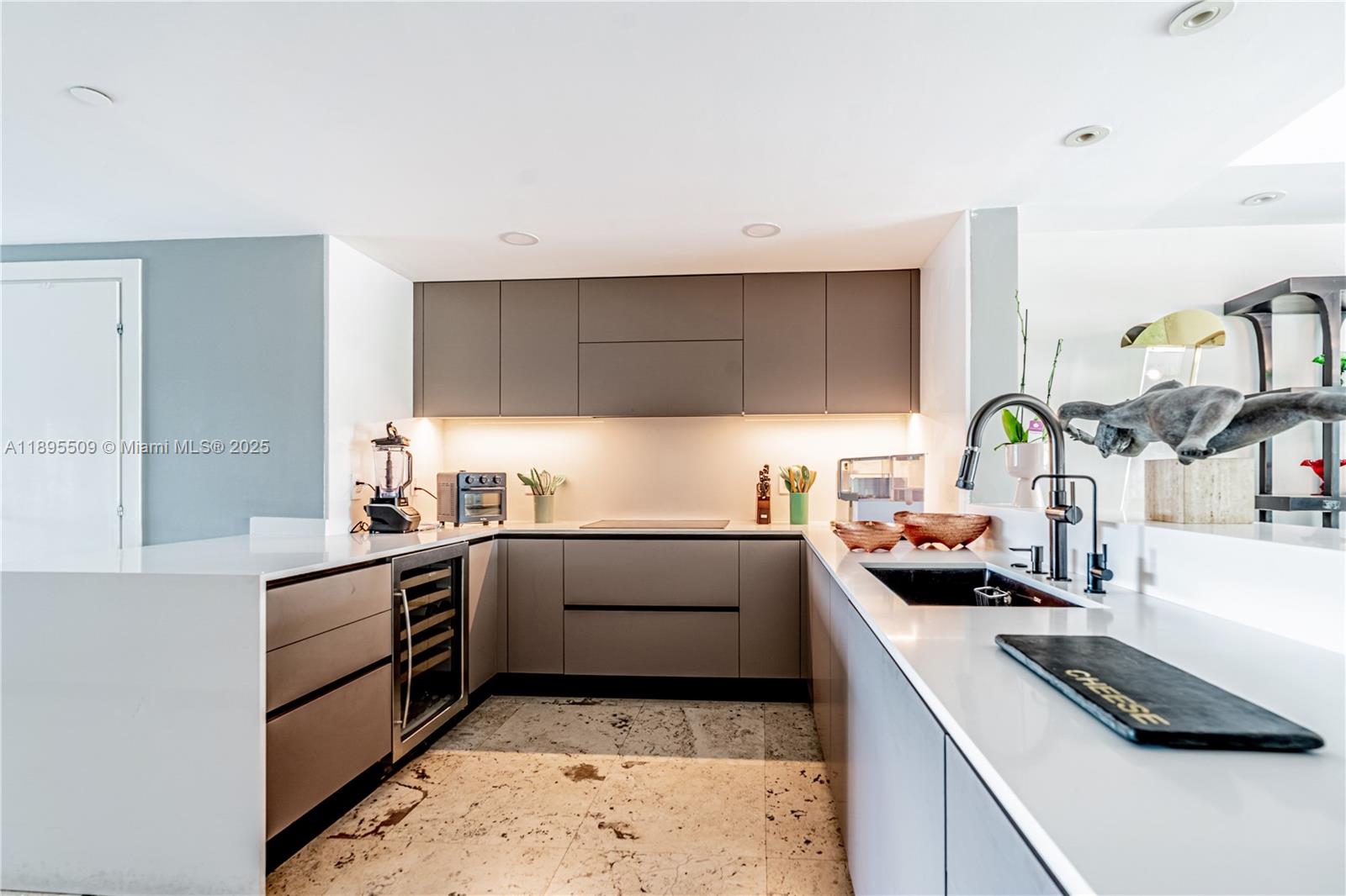 Property photo # 9