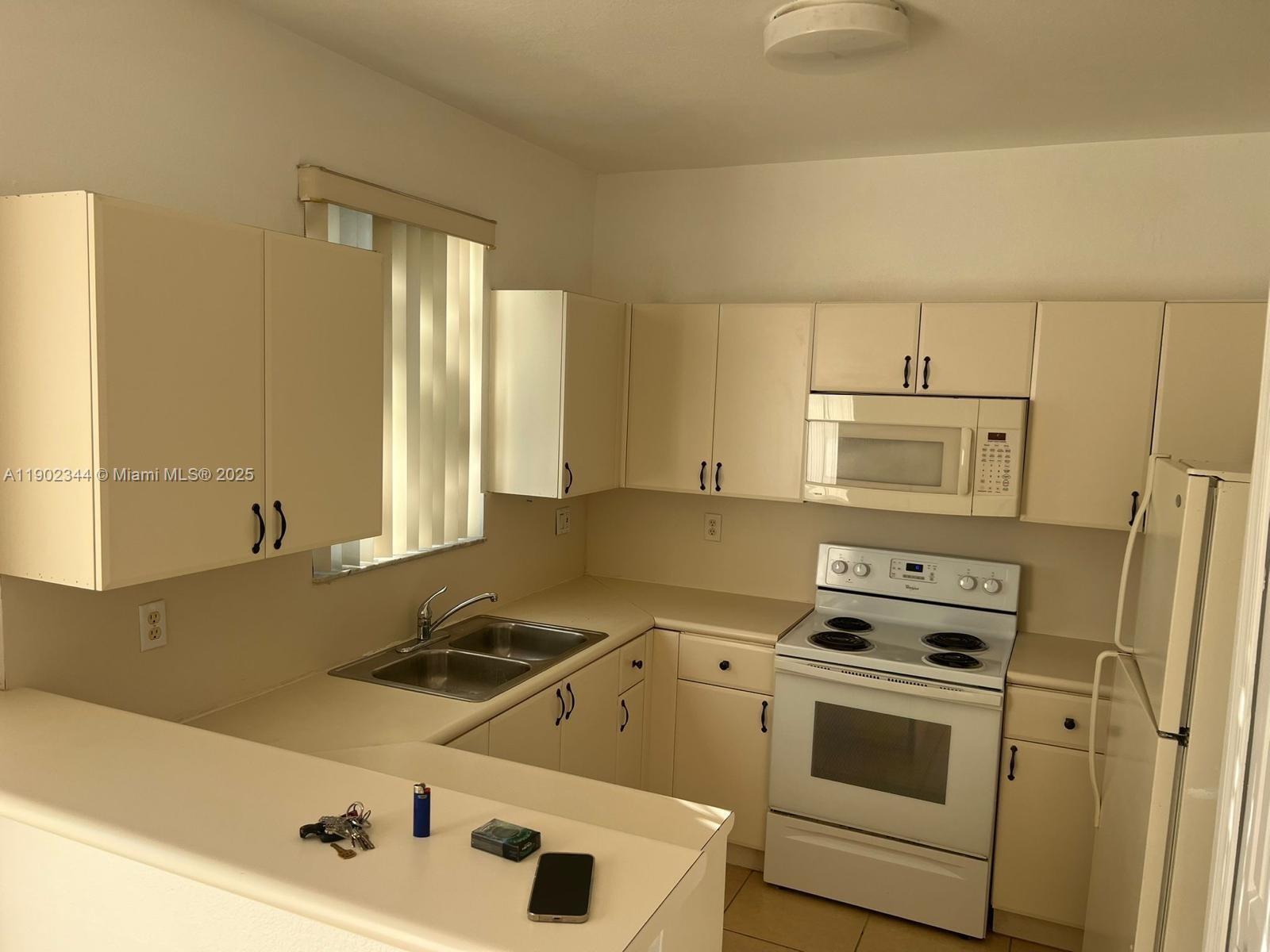 Property photo # 6