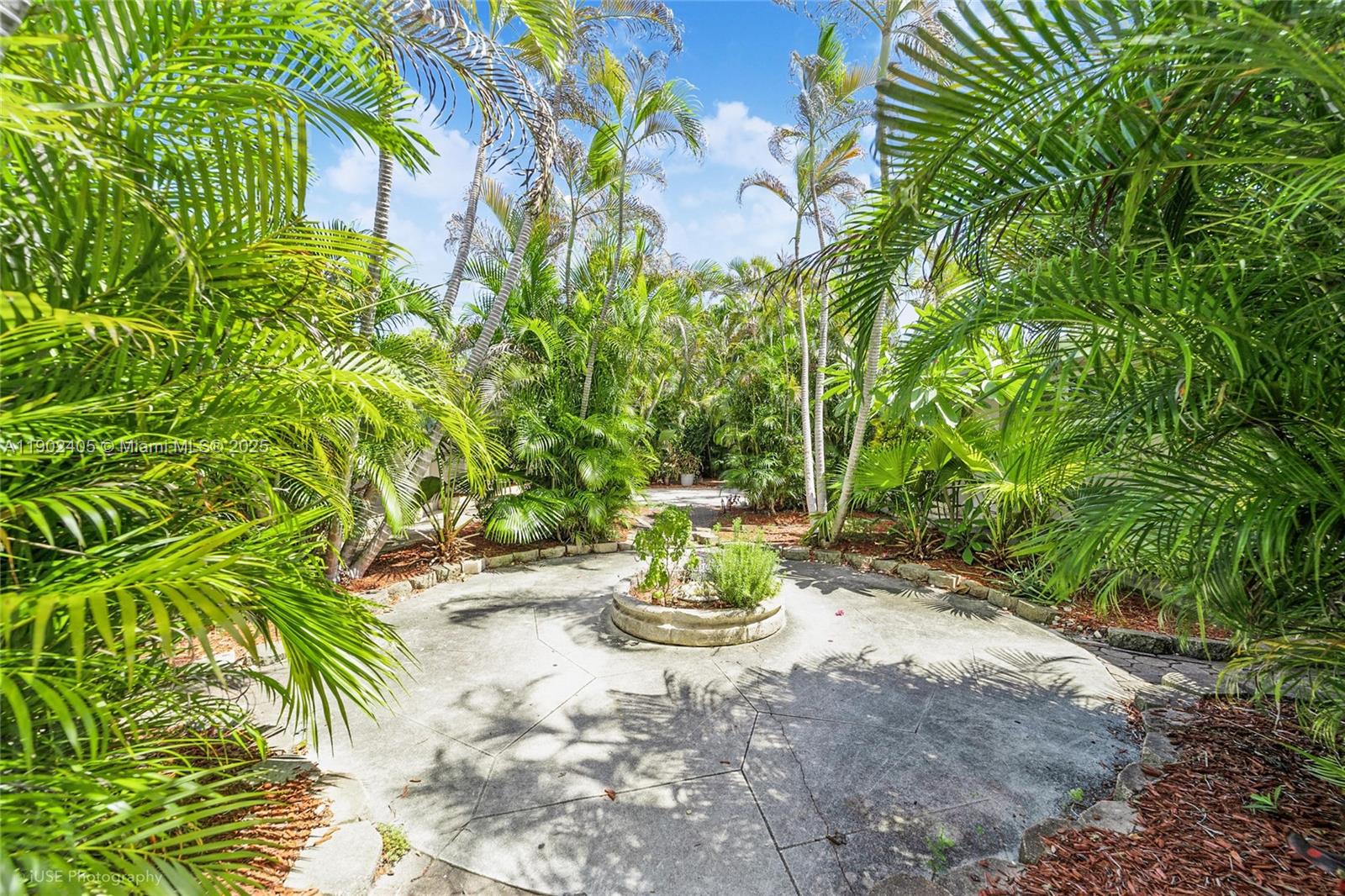 Property photo # 4