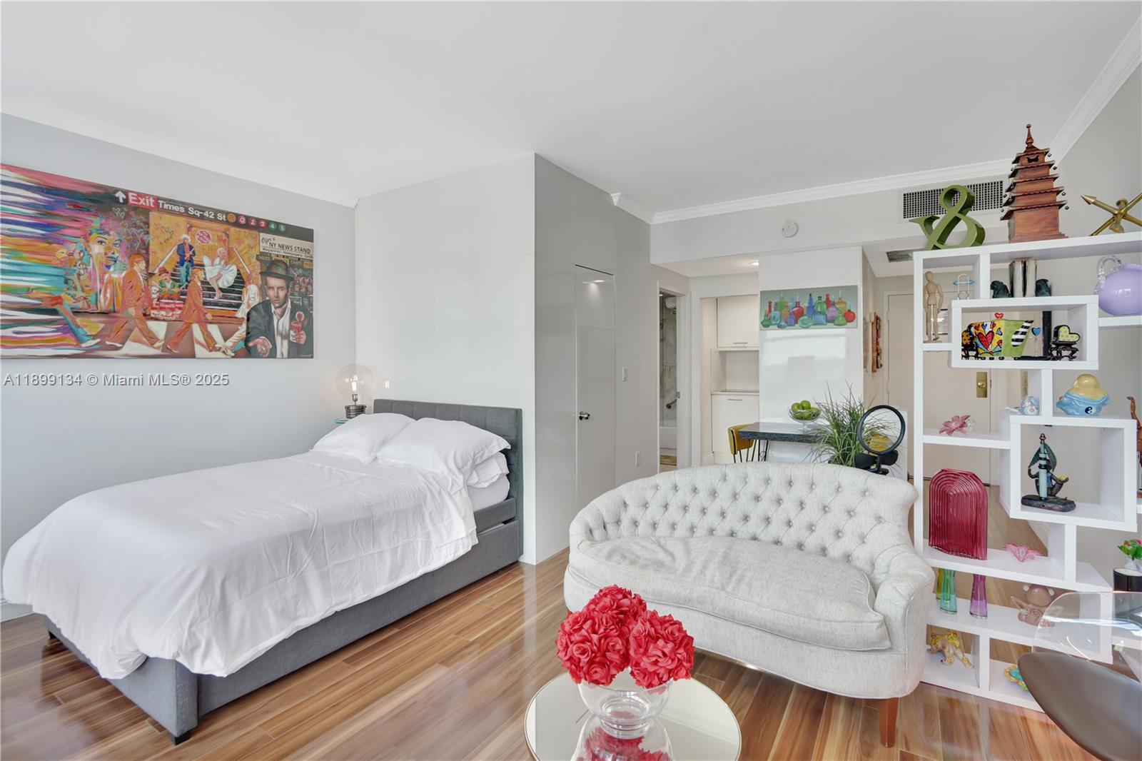 Property photo # 2