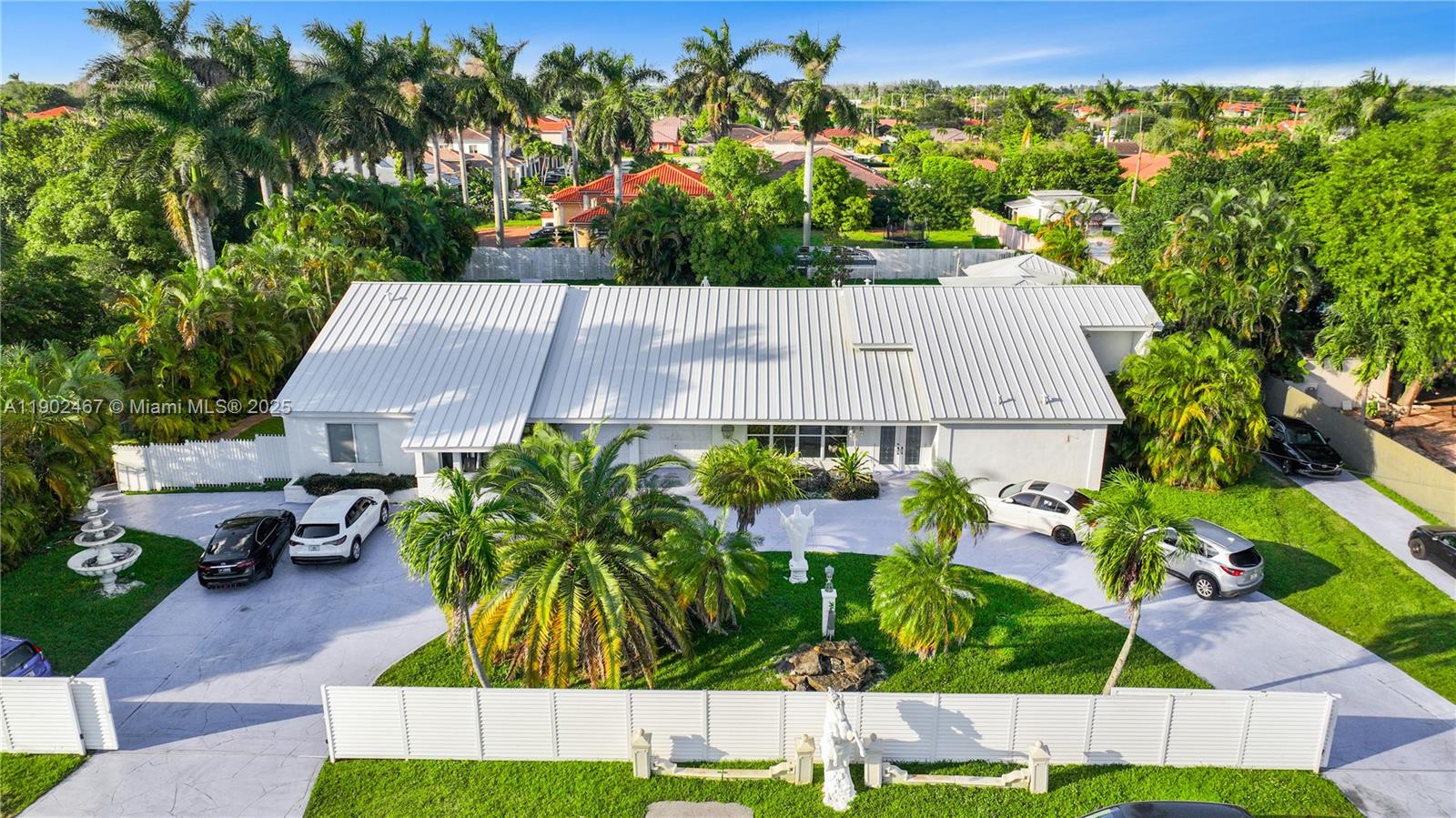 13921 30th St, Miami, Florida 33175