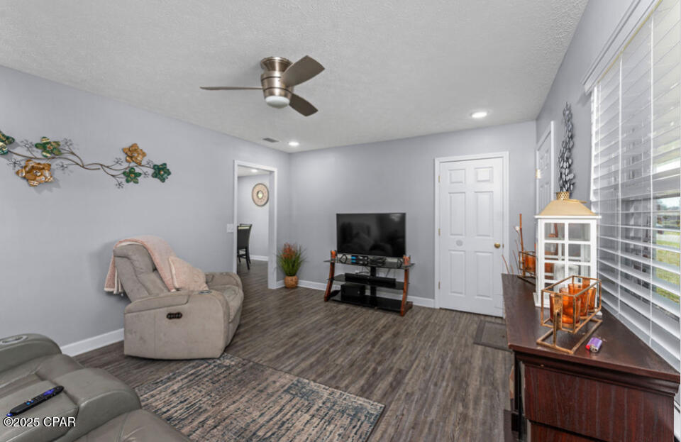 8qlo_fvojqndjlhybaafj3fnajsjp4x_awnbk2_ujsc