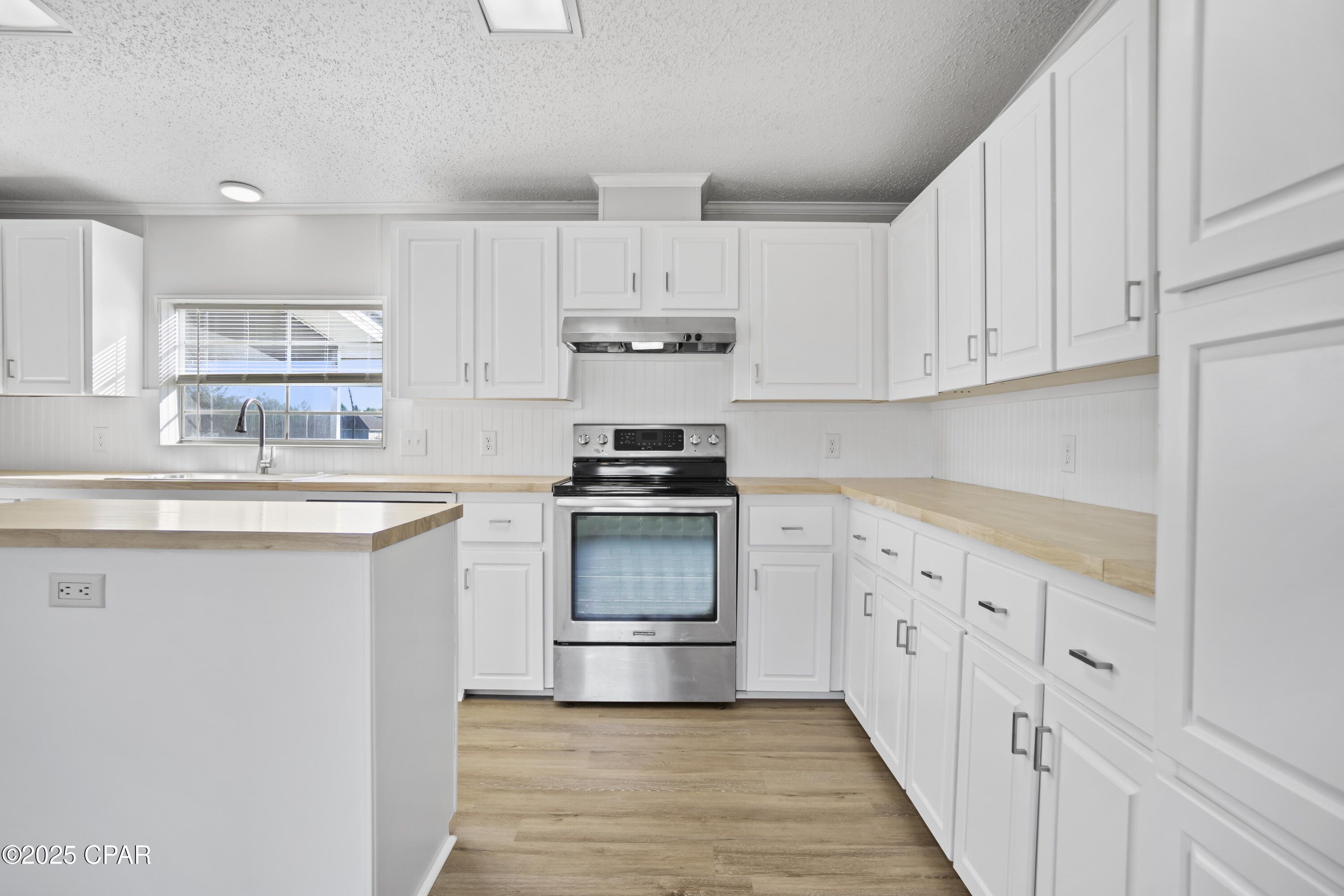 Image 11 For 26738 Cr 69a