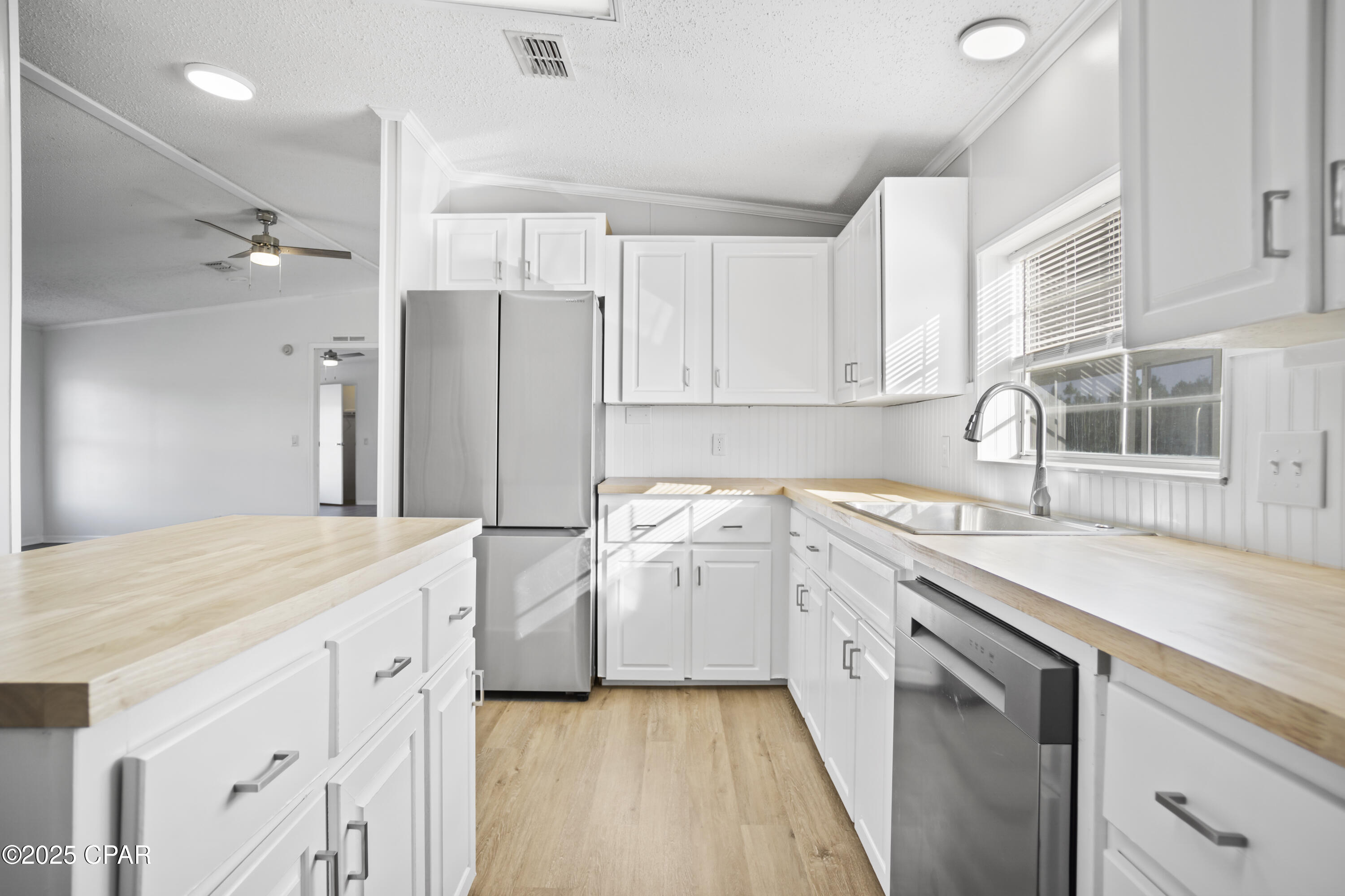 Image 20 For 26738 Cr 69a