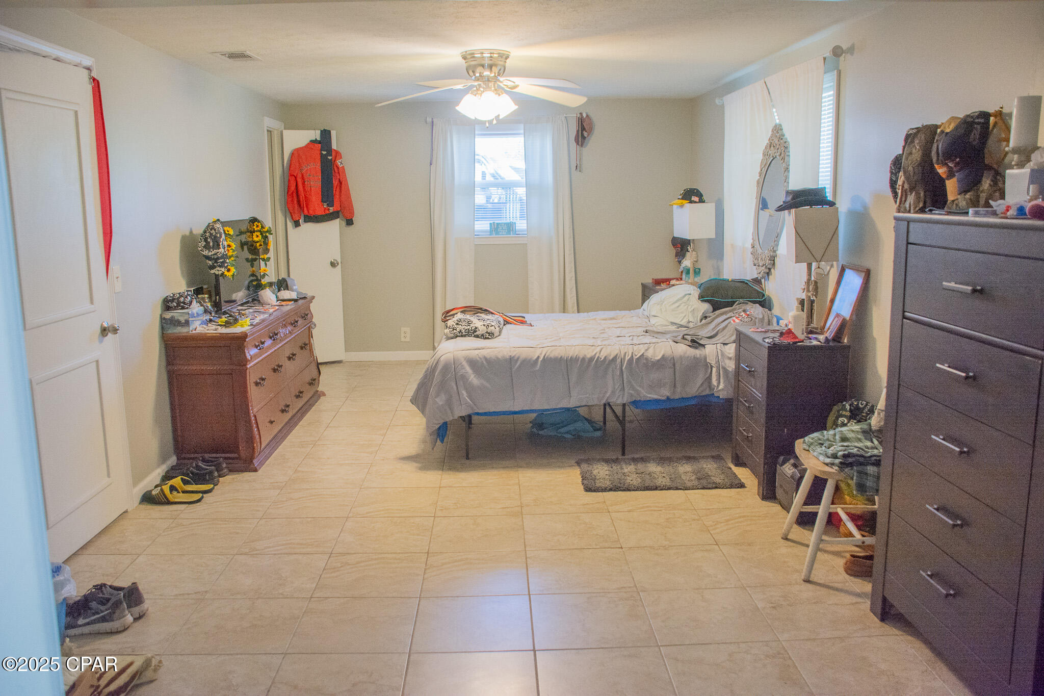 1eqqlo0kgtzhcohpxlppcffe7oiez6odhdti1jb_dy4