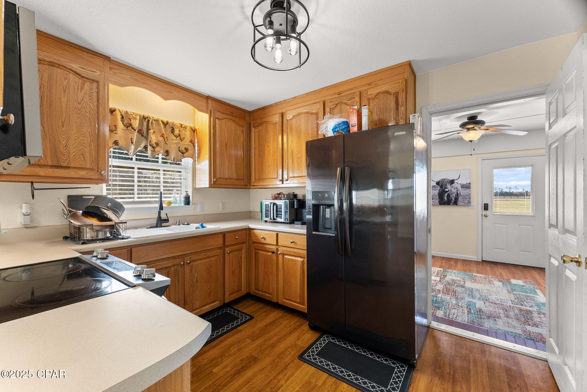 P8brs3ya_cza6n5qbrqhotogouamycf0a_6z4ejya2i