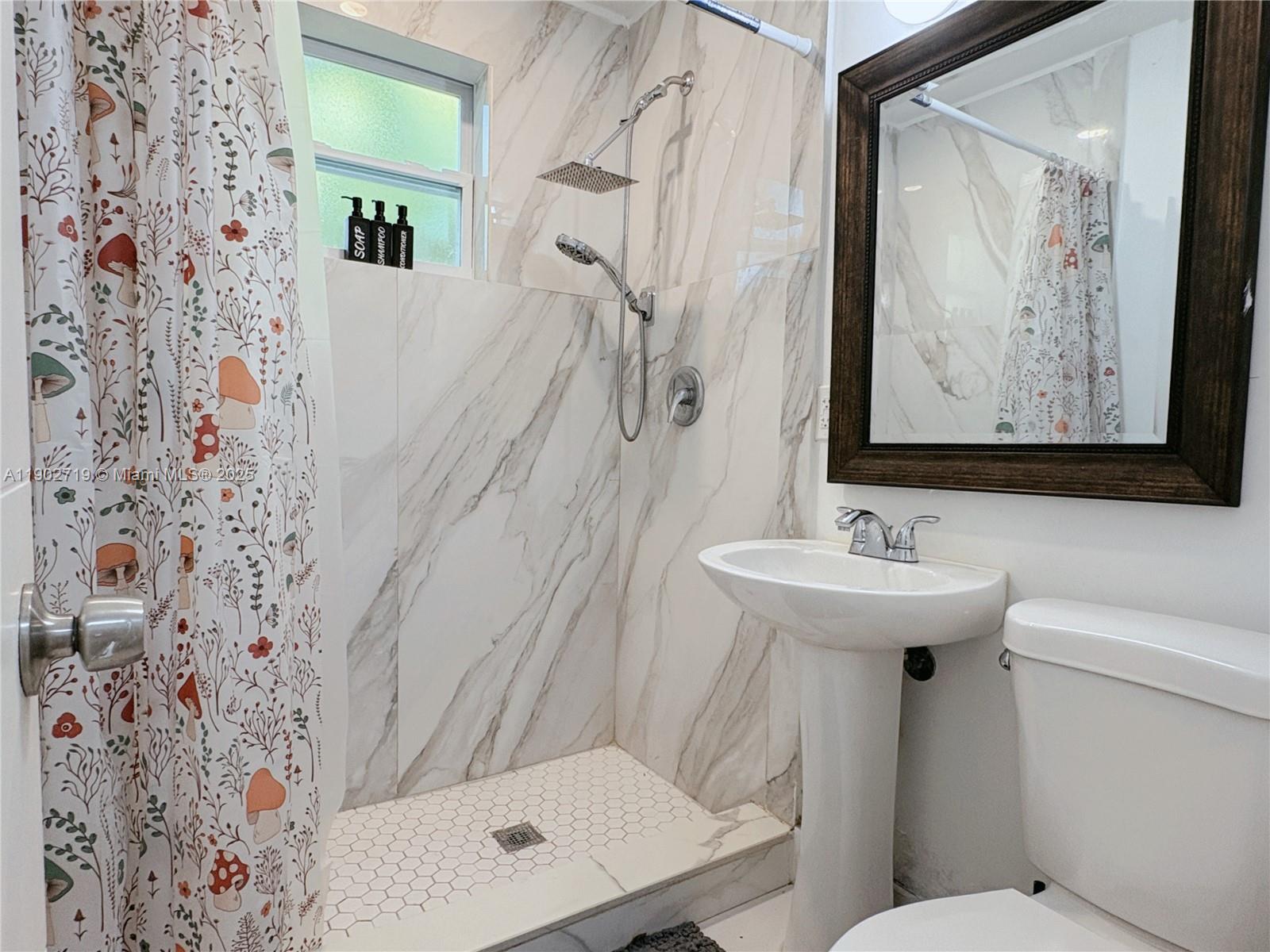 Property photo # 9