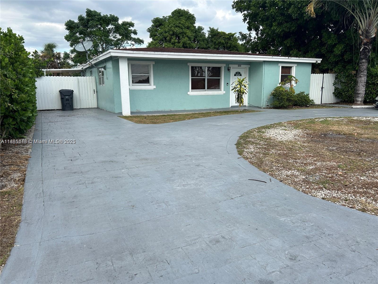 6241 Fletcher St, Hollywood, Florida 33023