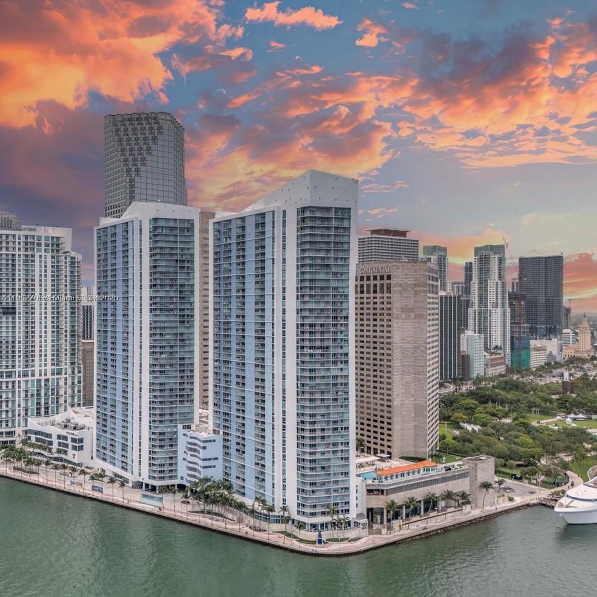 335 Biscayne Blvd Unit 2200, Miami, Florida 33131