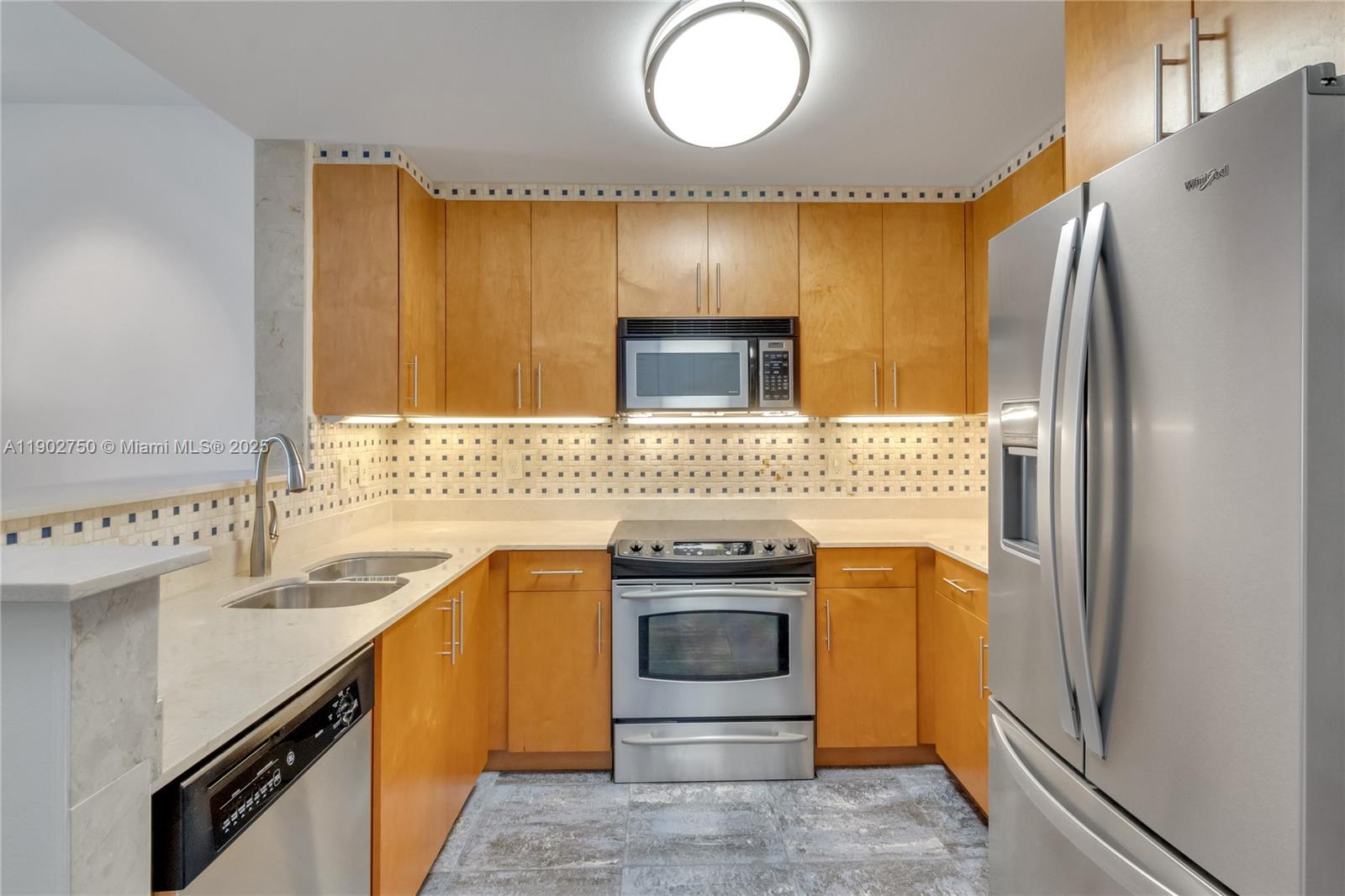 Property photo # 7
