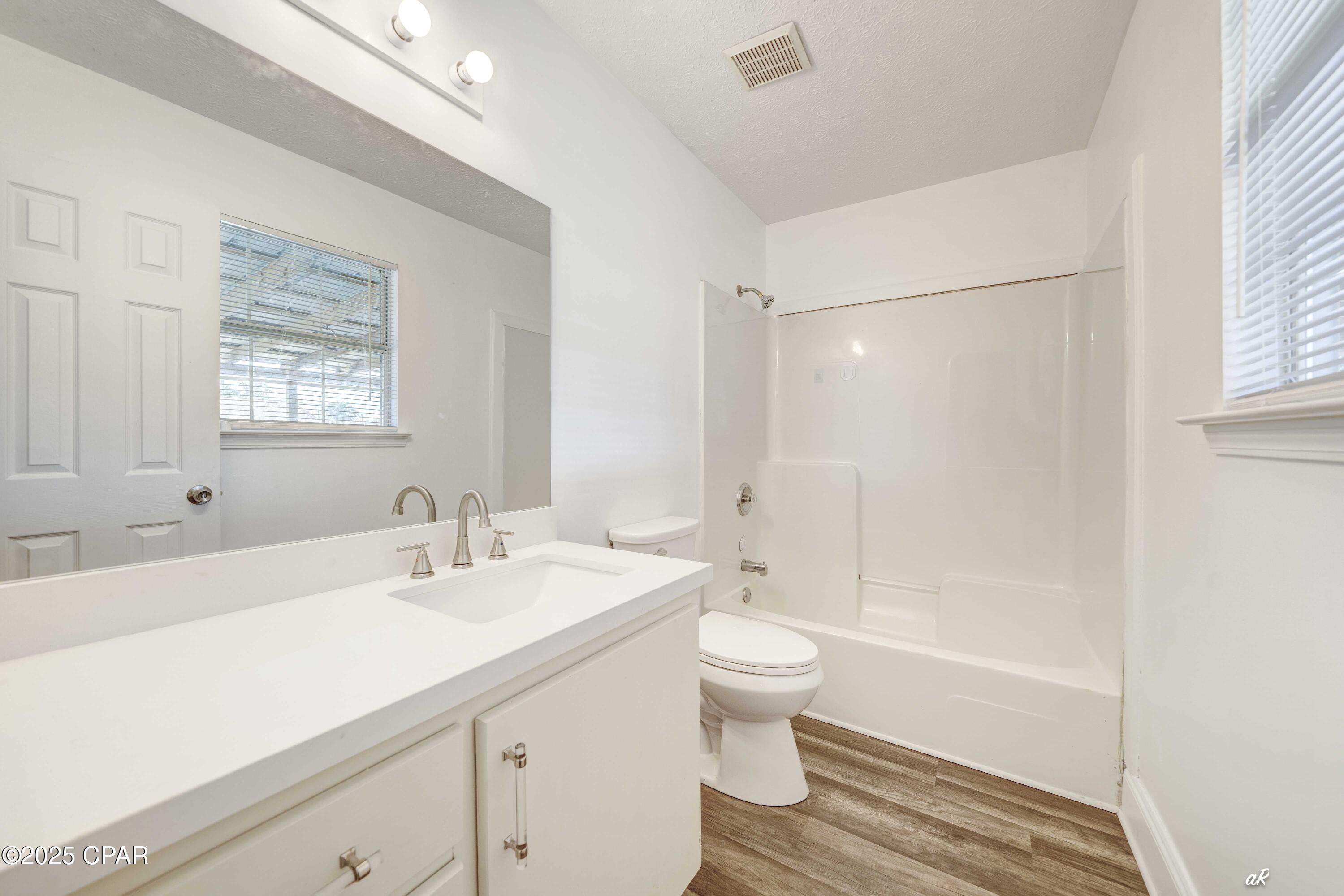 Thhgadm 70tg5h40qggv1ojvafxm9xv7mxv6k5 Uspi