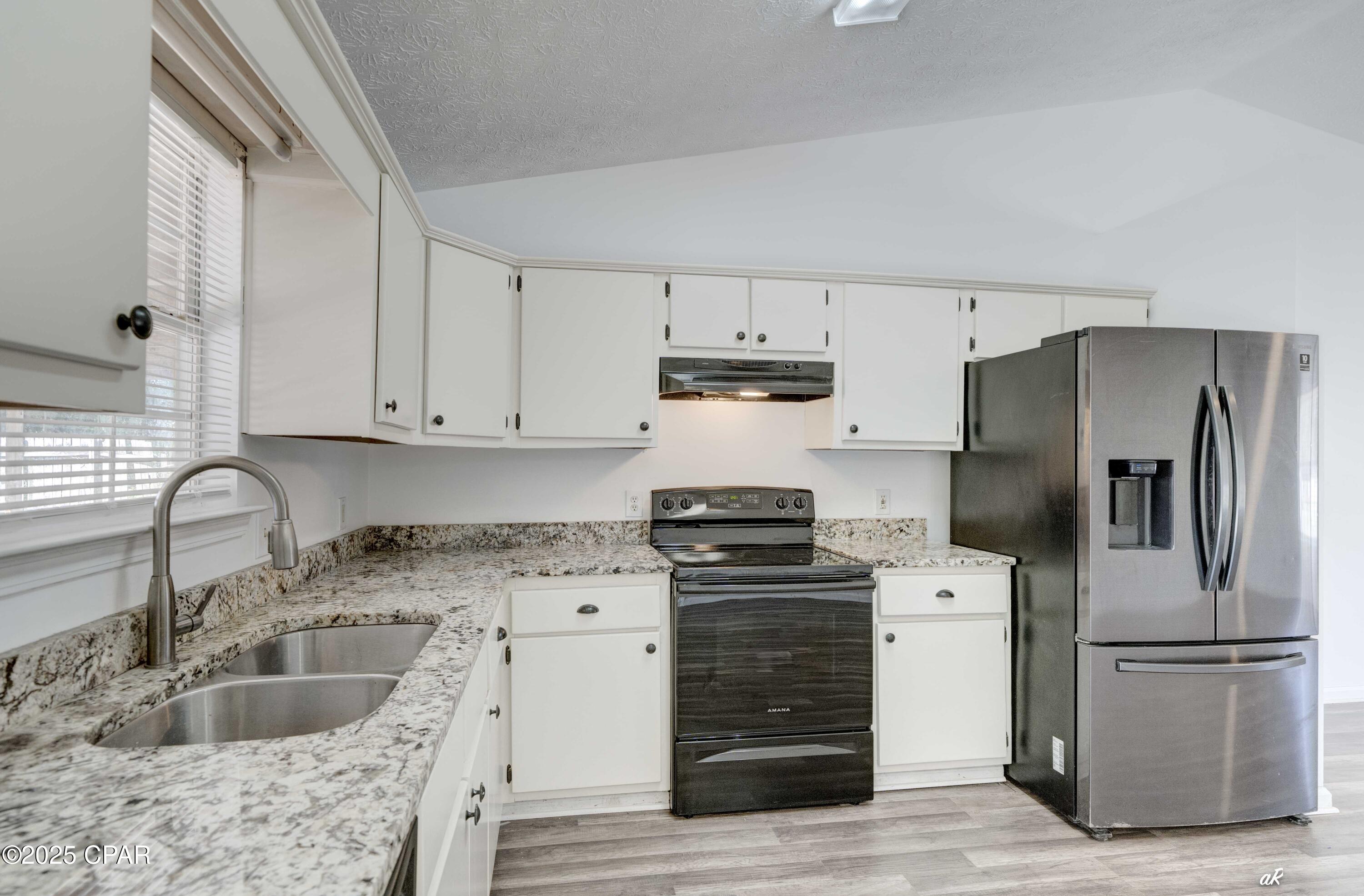 Image 4 For 156 Manistee Drive