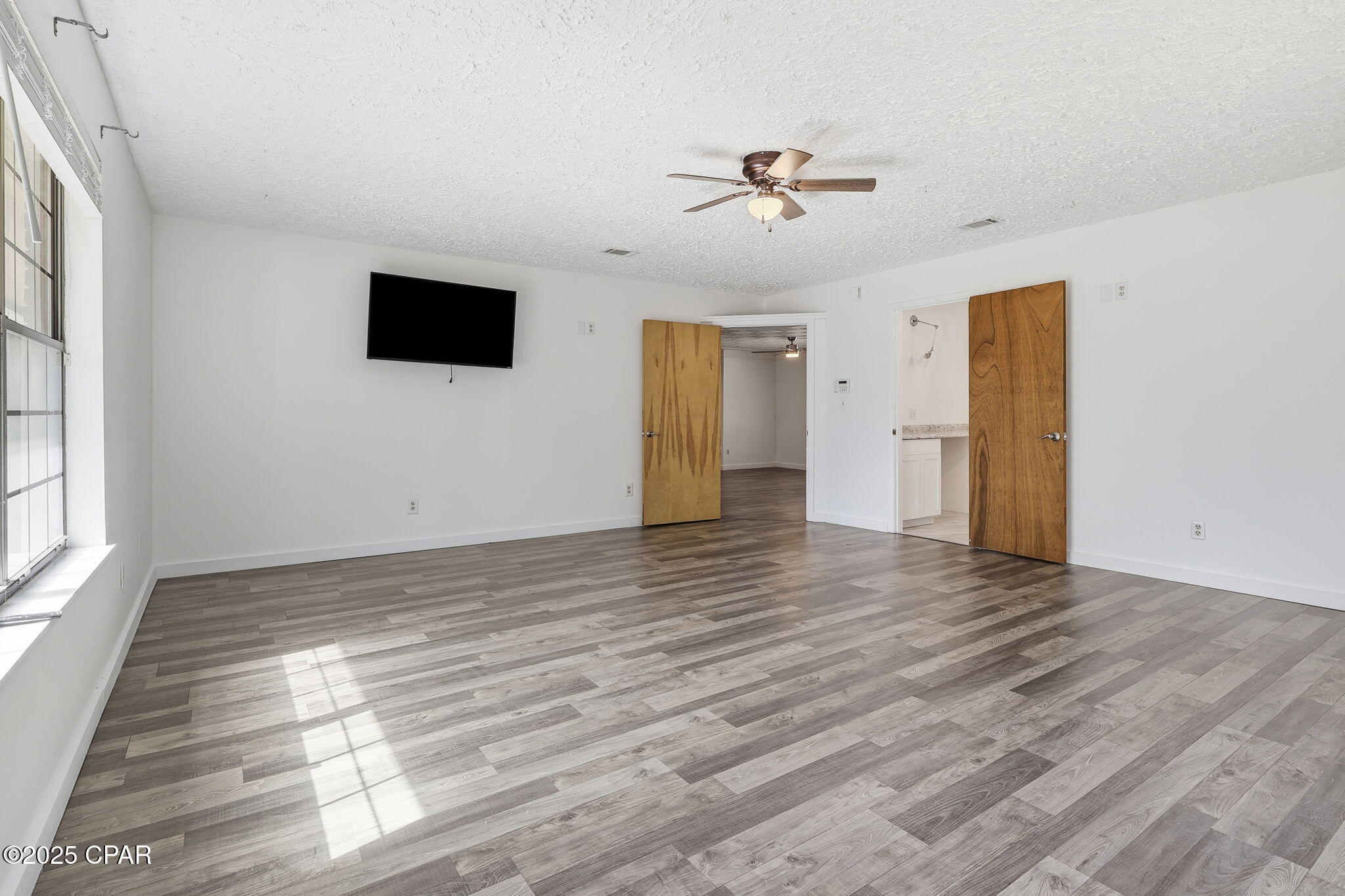 Image 10 For 6000 Coy Burgess Loop