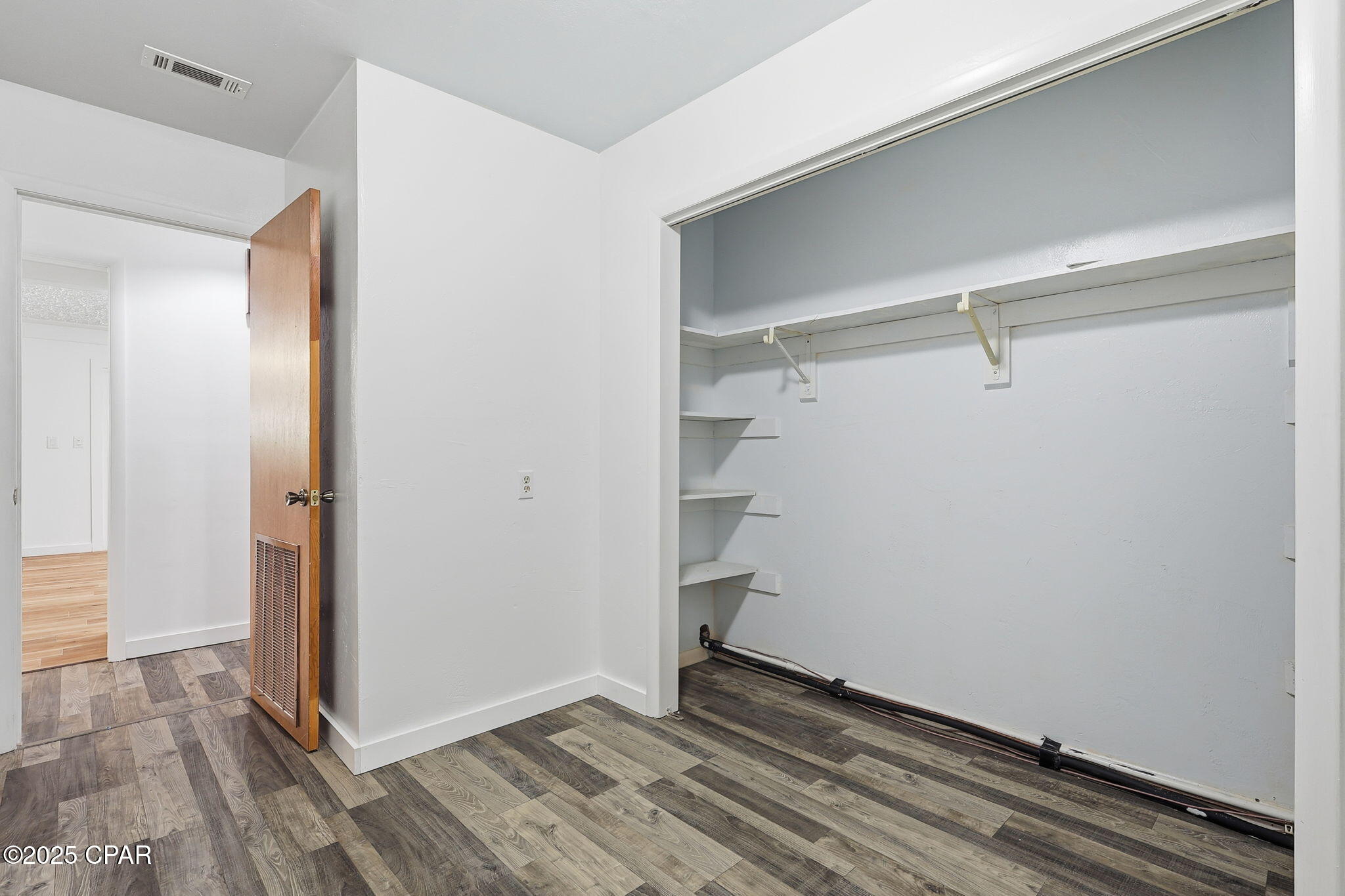 Image 21 For 6000 Coy Burgess Loop