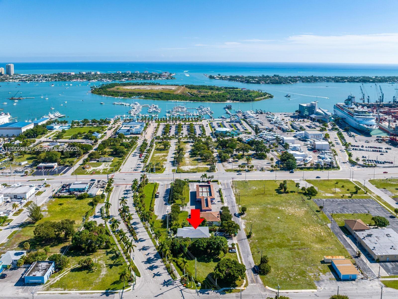 56 12th St, Riviera Beach, Florida 33404