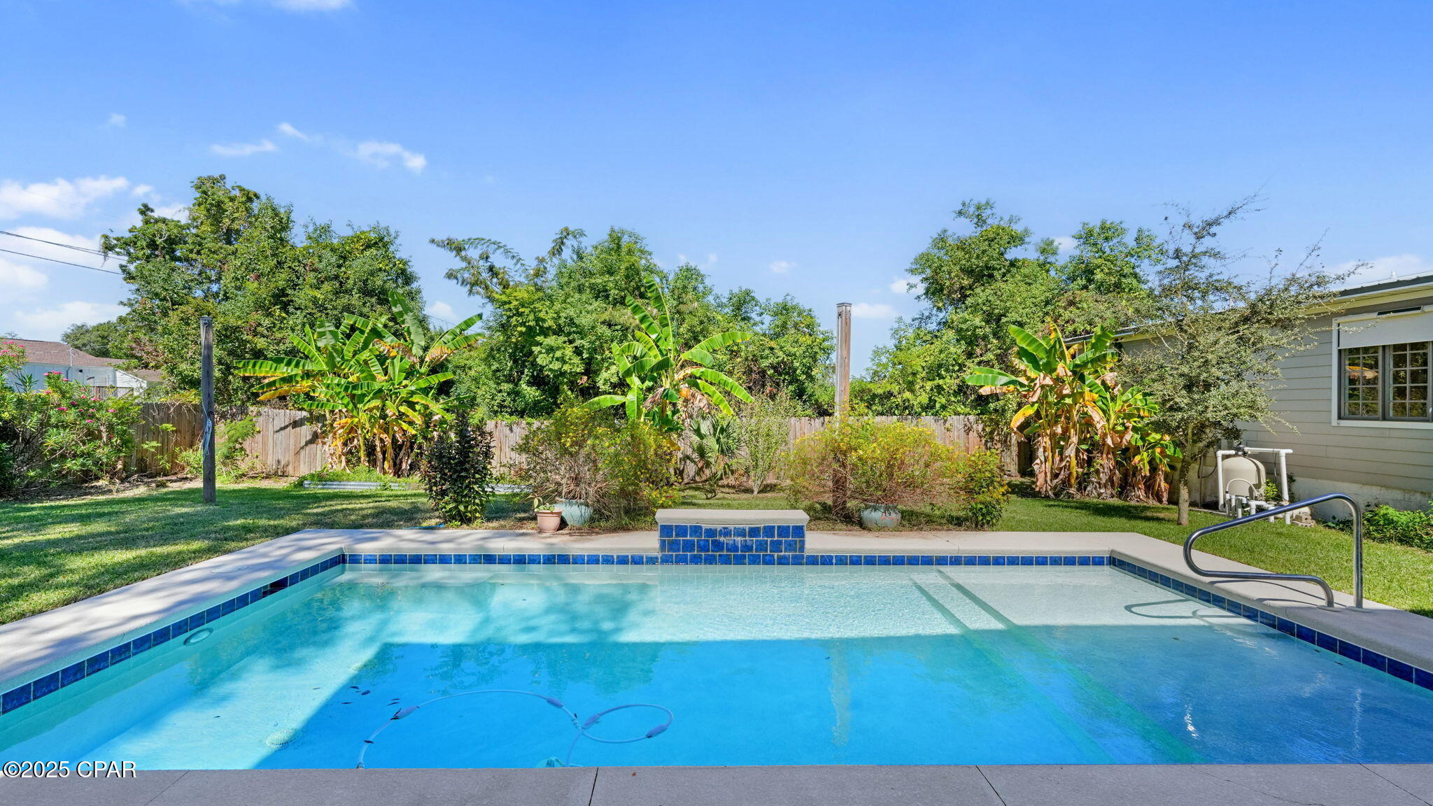 N6zl8vq Njcyov_0kighyy4qklezipm1tt1crxcv2pm