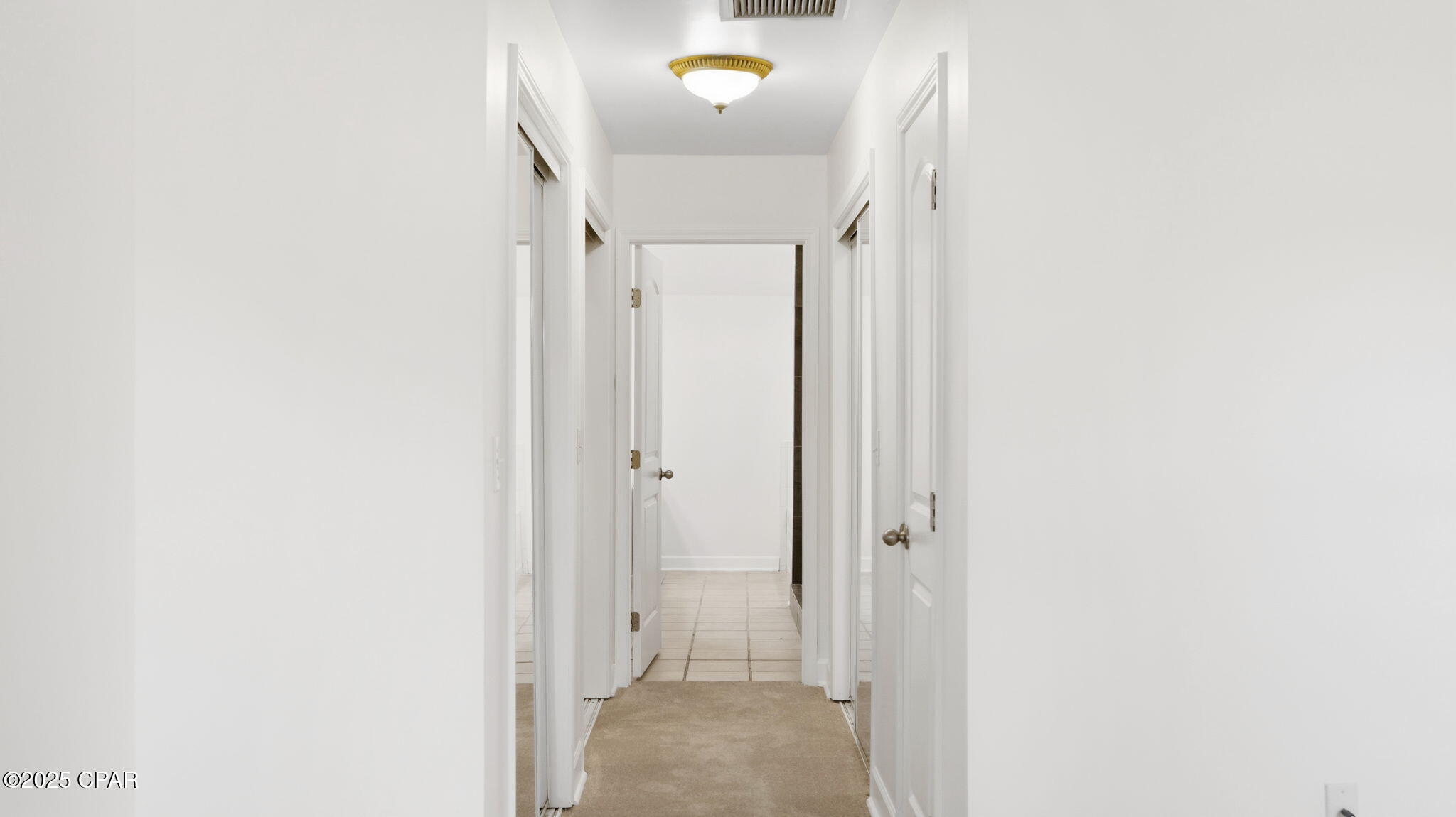 Image 30 For 215 Macarthur Avenue