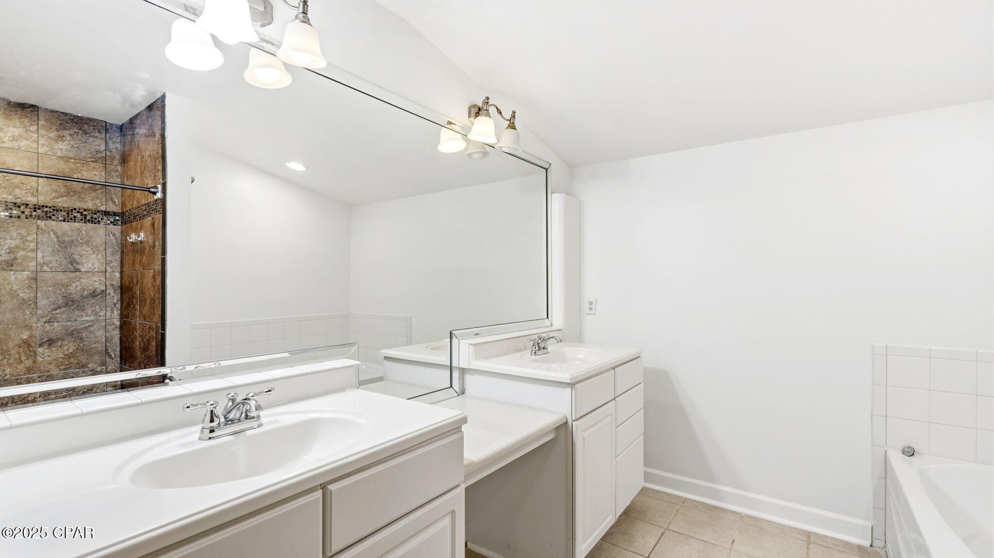 Cekfrnf3vgyus6kei417y Lhfboli4xlzos7ljbsmv0