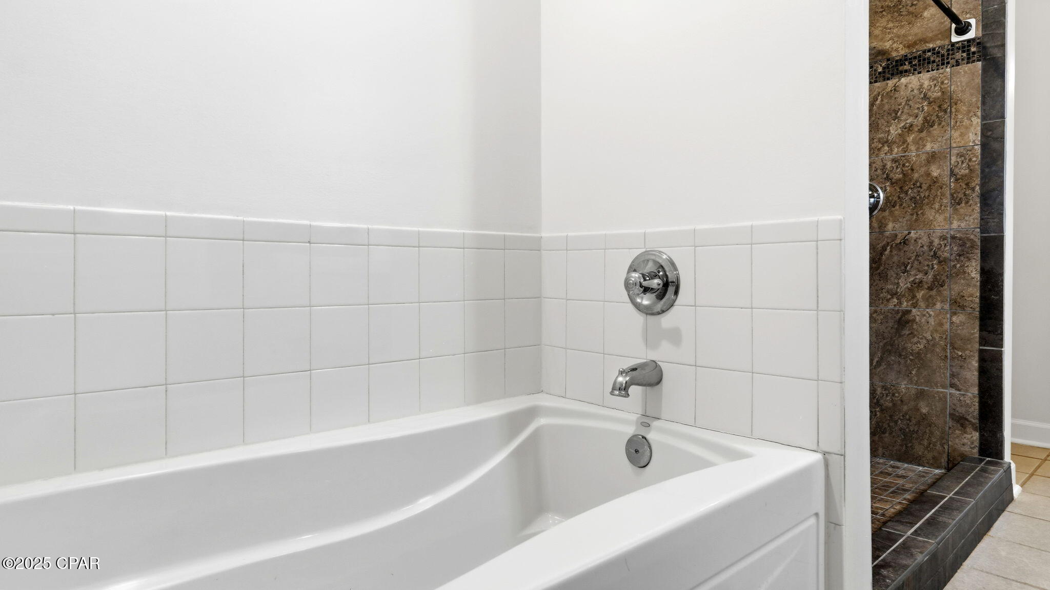 Aauihgokikixxb8v3qd6lnbpceq5suztbhkv73lqlnm