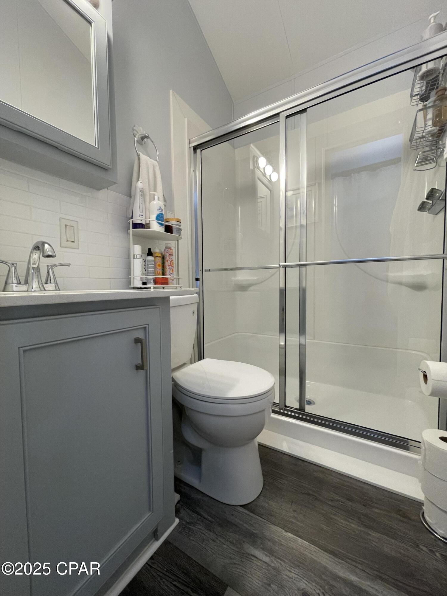 Qmeotc7tuvv2mpkphkyyibanslrxremrgixj0ewf4nq