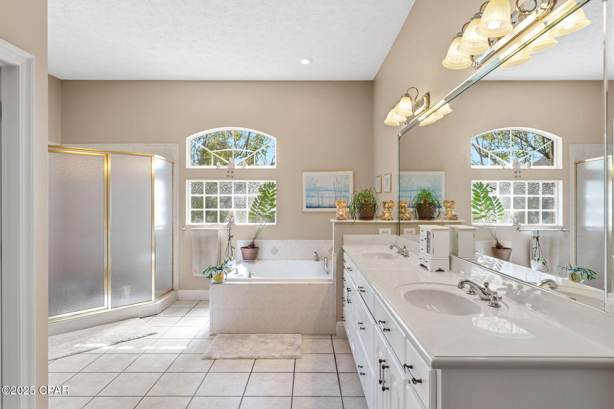 B Yuqr9dl8jjqy0wlakqqaoyjcktctlhd6yg5lnw1vc