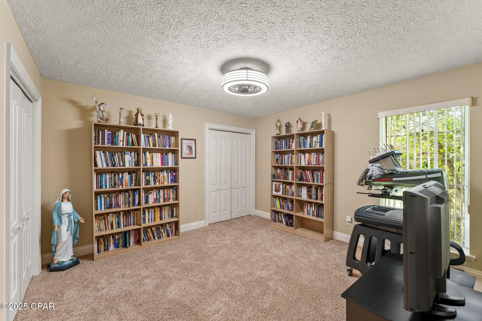 Xibdcbzi5simbzo0mzk_8luqeckl9zgj8ckl5yotvym