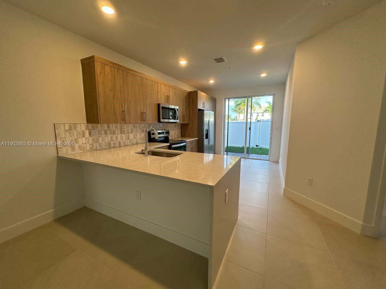 Property photo # 7