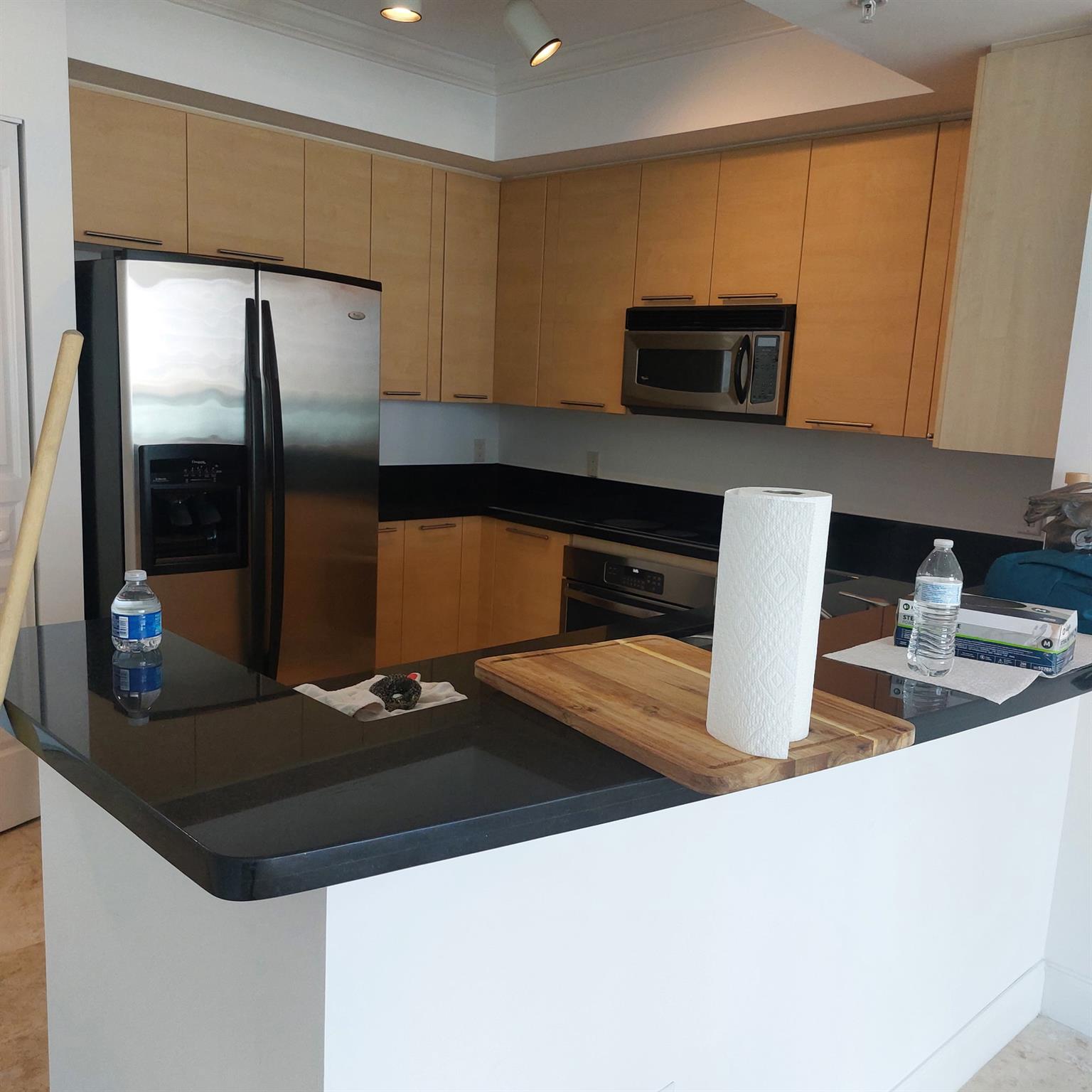 350 Las Olas Place Condo