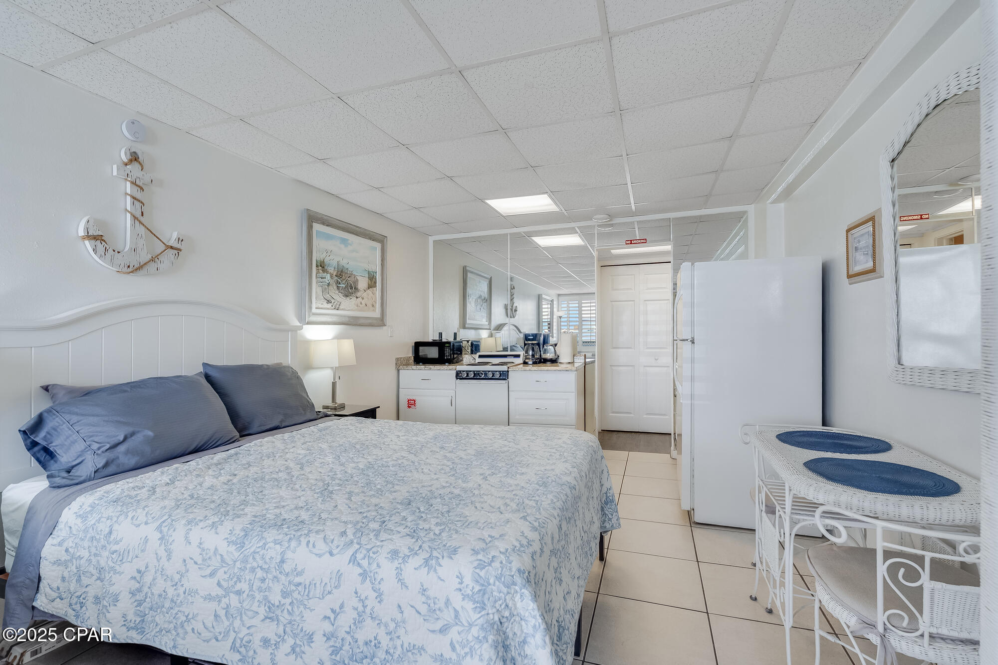 M_avbj9j Rj2qxe7fep Qkdfchh Jhvbkywbq9xah2q