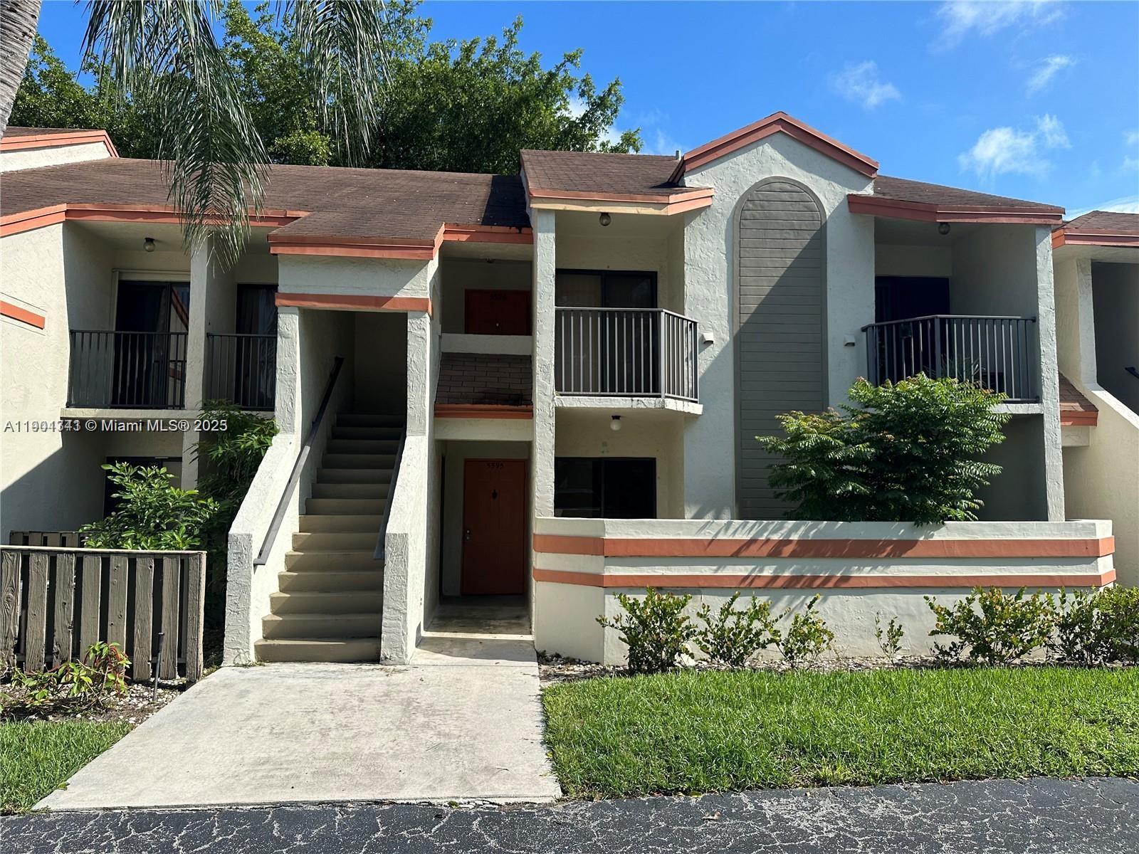 Courtyard Condominiums