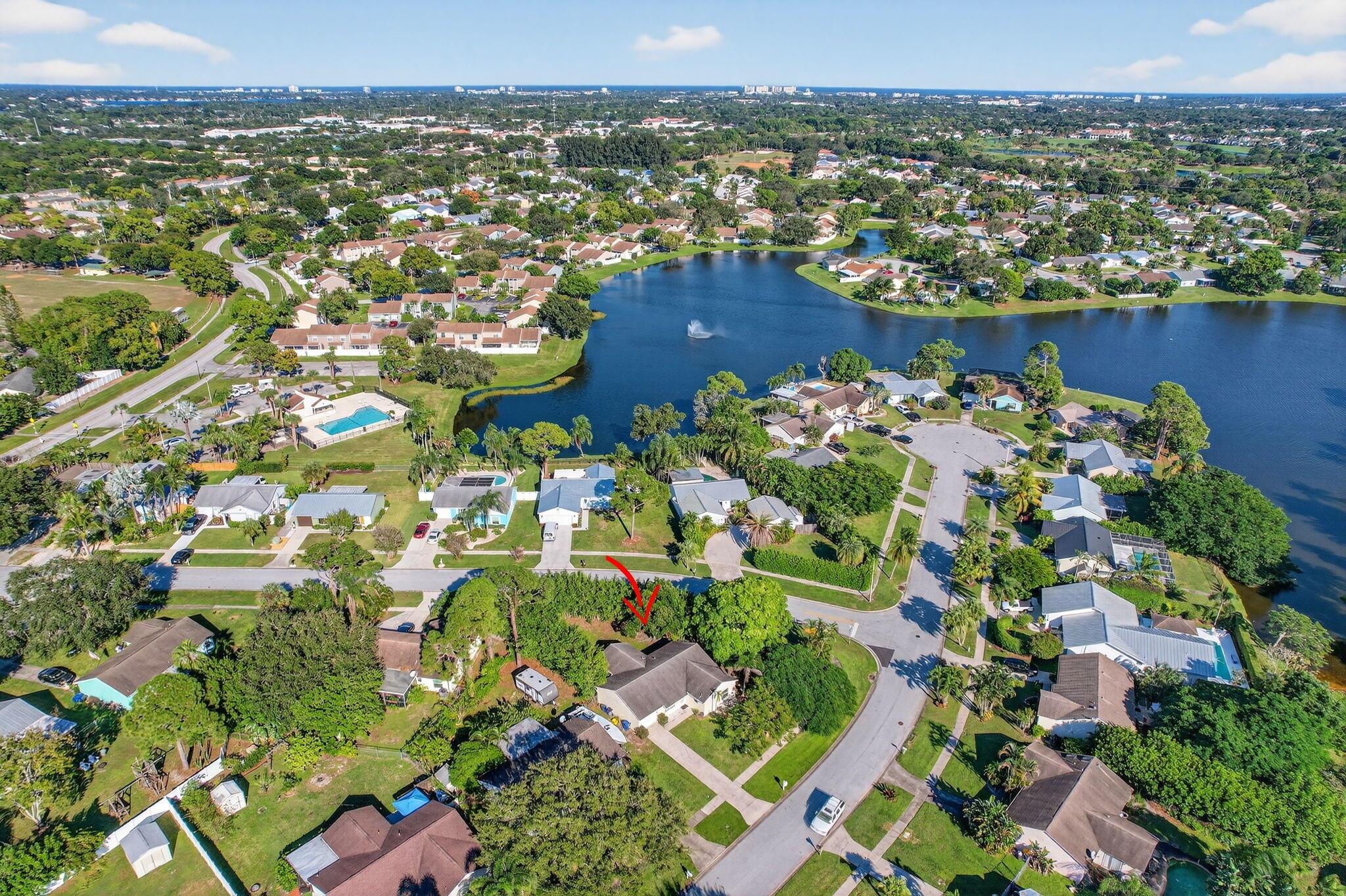 Image to showcase the property located at 130 Lakeside Circle