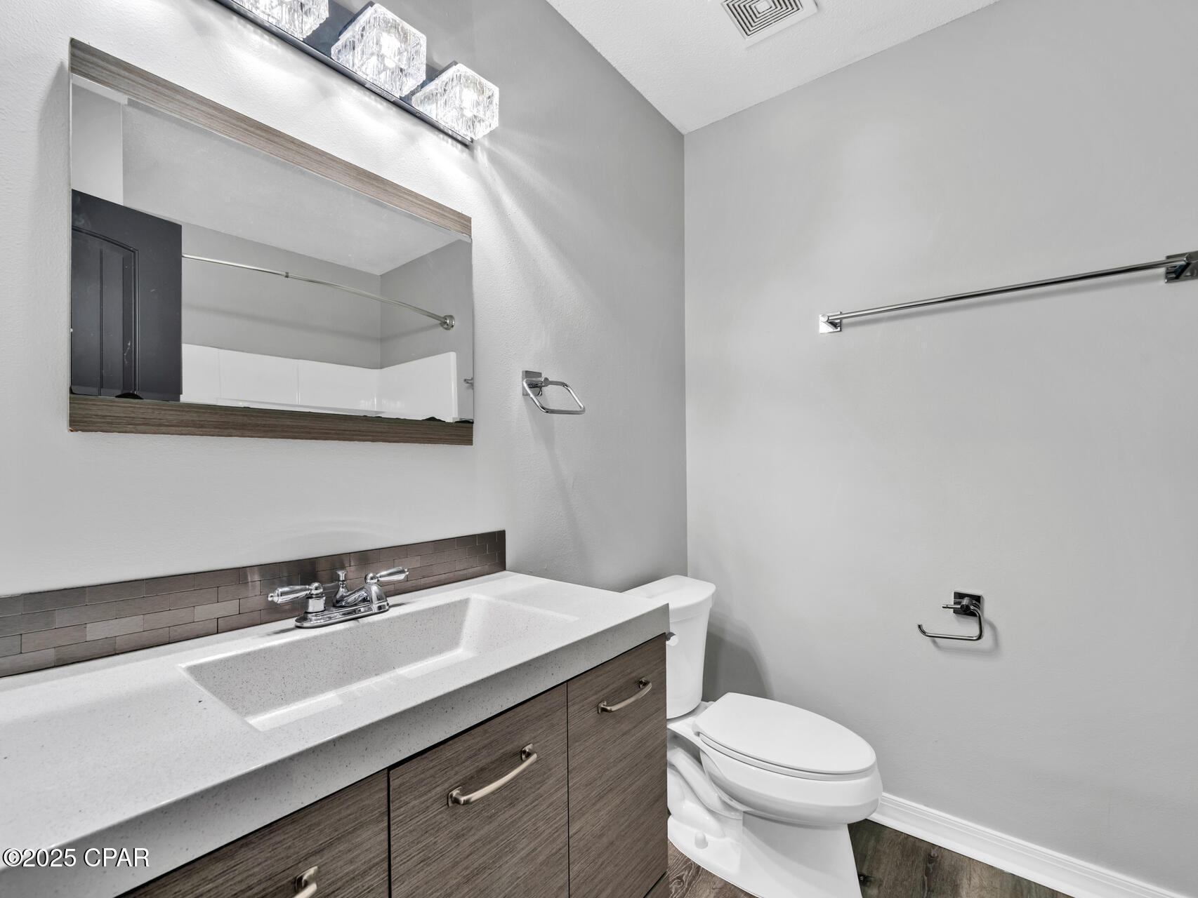 Yr3ksxt3wkfspjc Idvzitzu9v_dgfmkhqxjkodnlc0