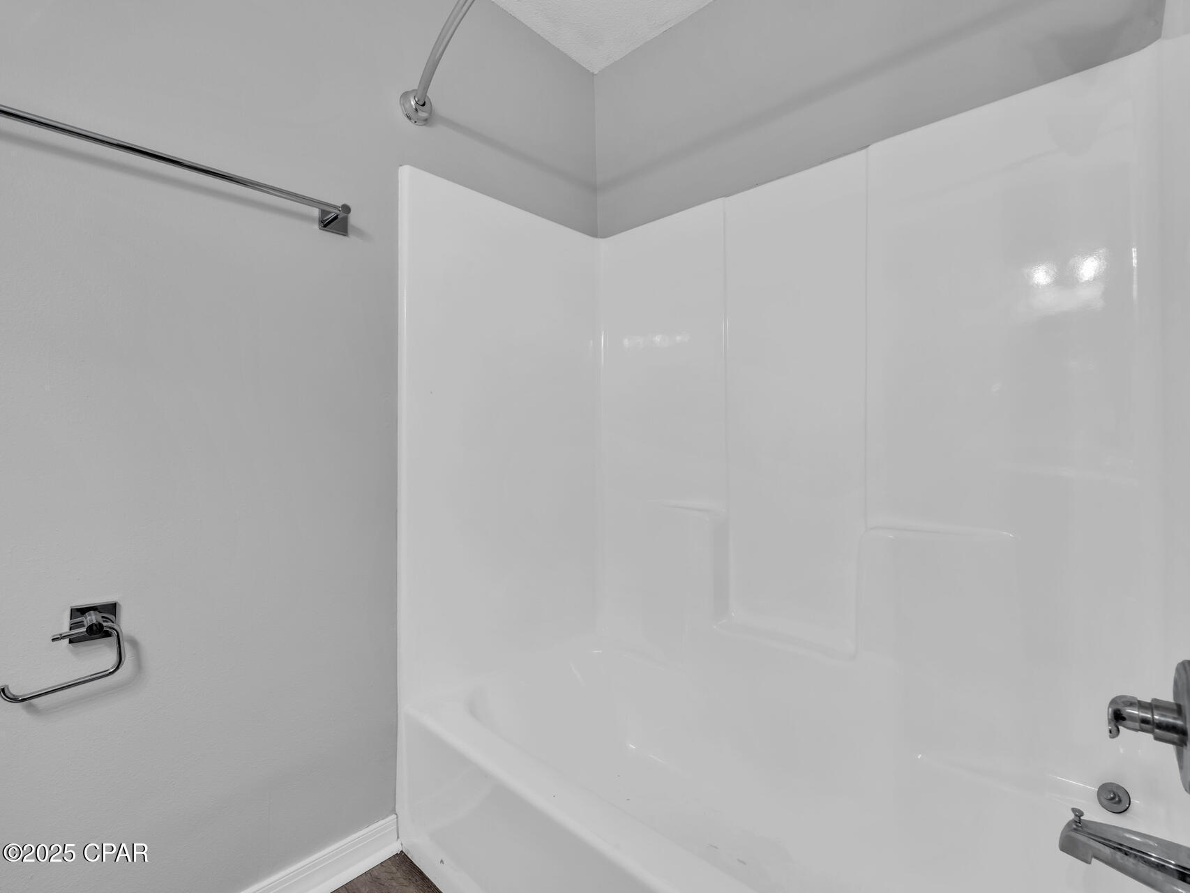 Rzjlfepe799usp7gfw4ruzmummt44vwccfml3a8sqyq