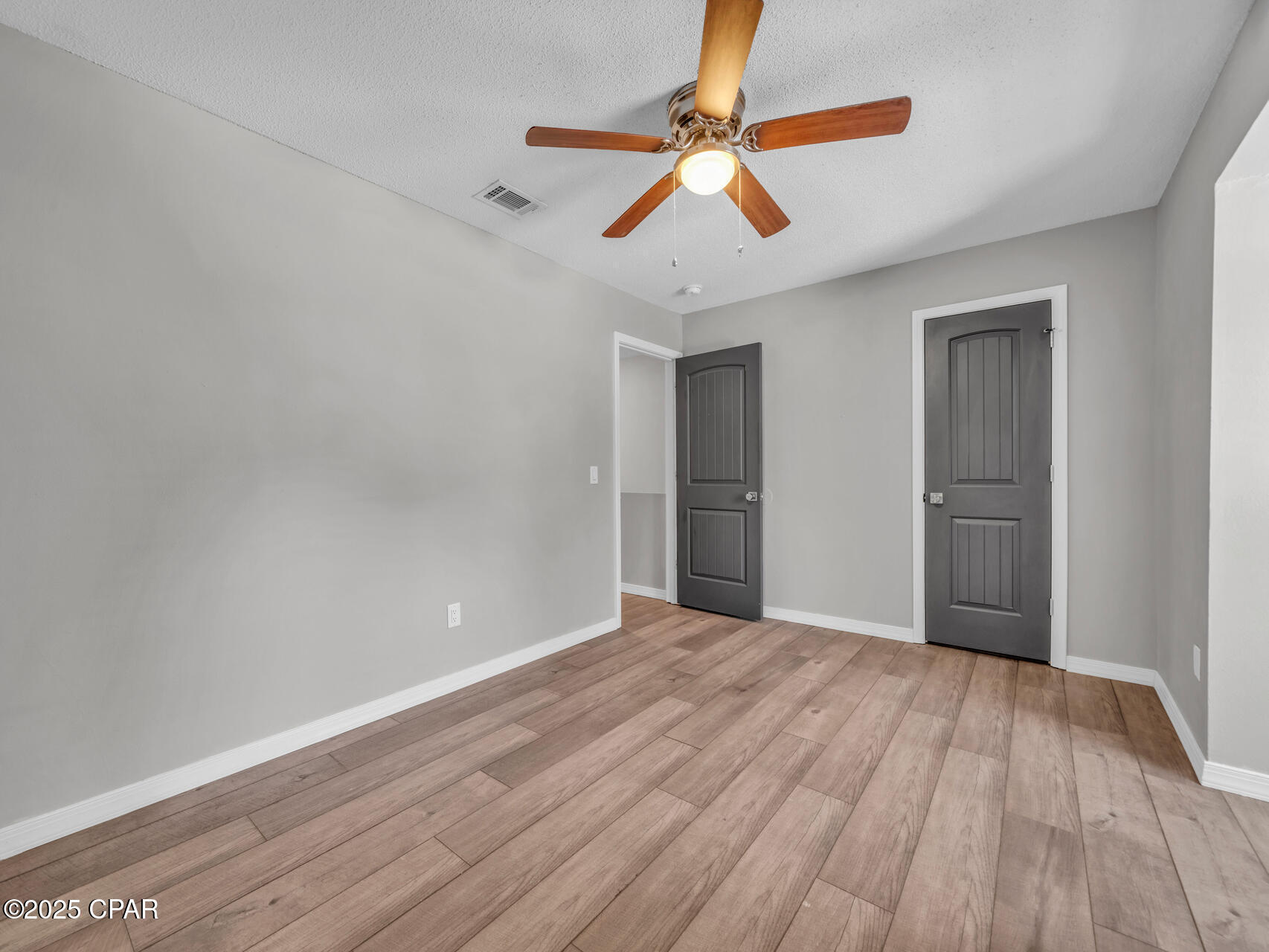 Cr9cbw_n15wjlad7irln6arhts2q_2go_hkzhov5pdc