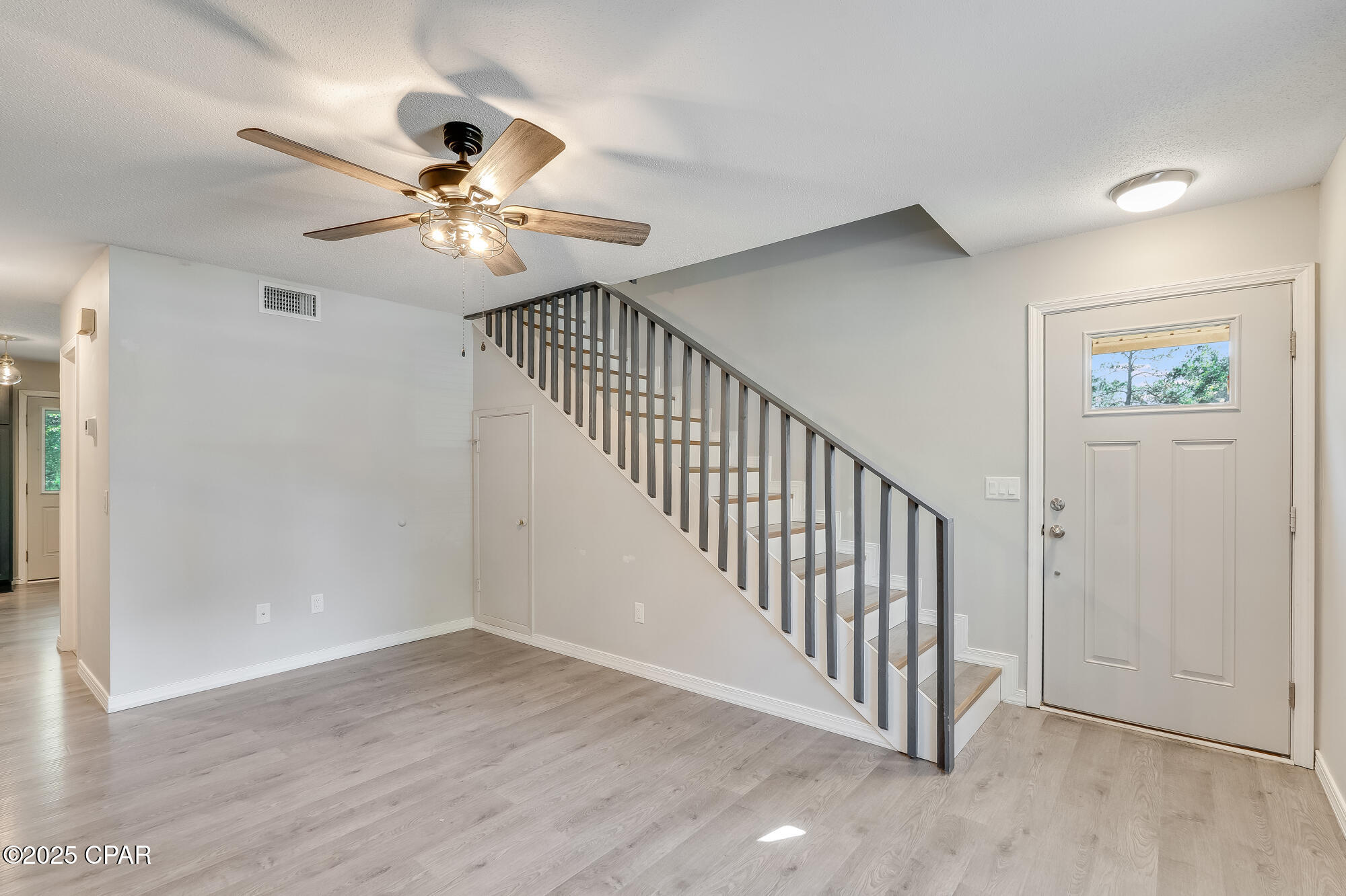 Pvr_7nsts09kwzy3fejomhifwlsspmpj5rxqclx3dj0