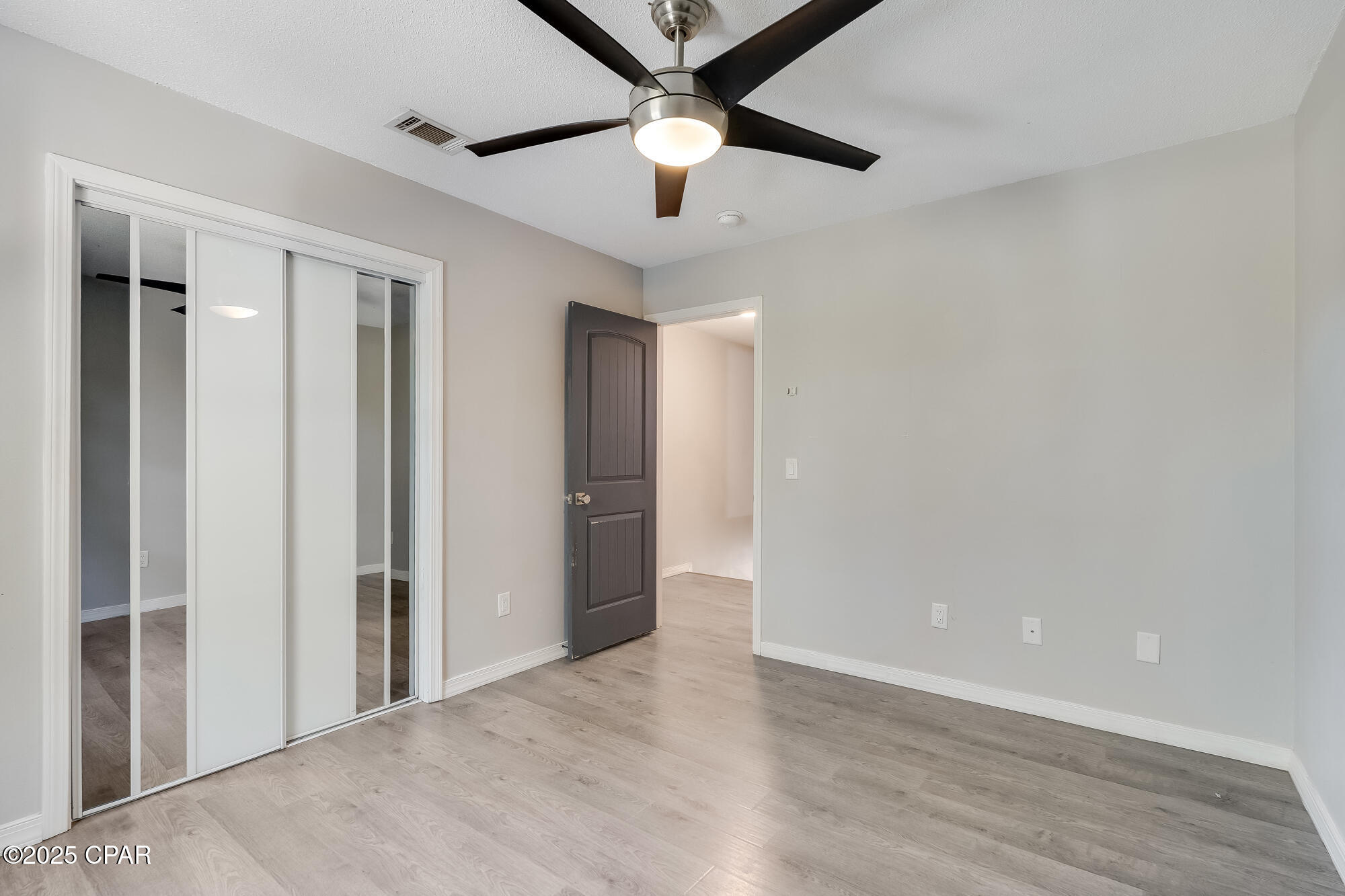 Idqtpdkdubmeivo T7ppjxoxt1vqfbu7ebuzdsj5mnk