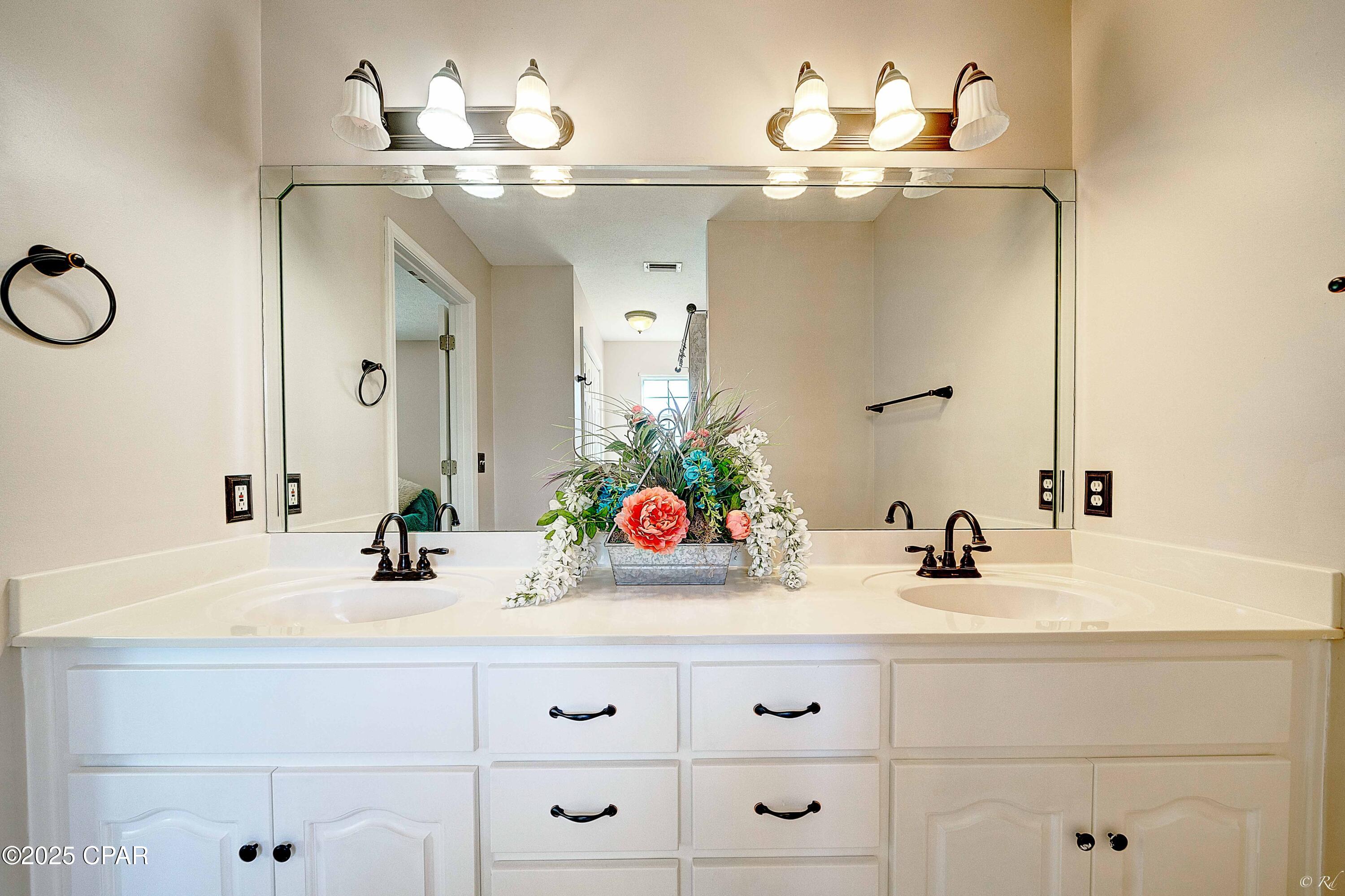 C Tyhasyn5ae73oxrpeb0sbr4nqwmfl6ly41gcwxlnc