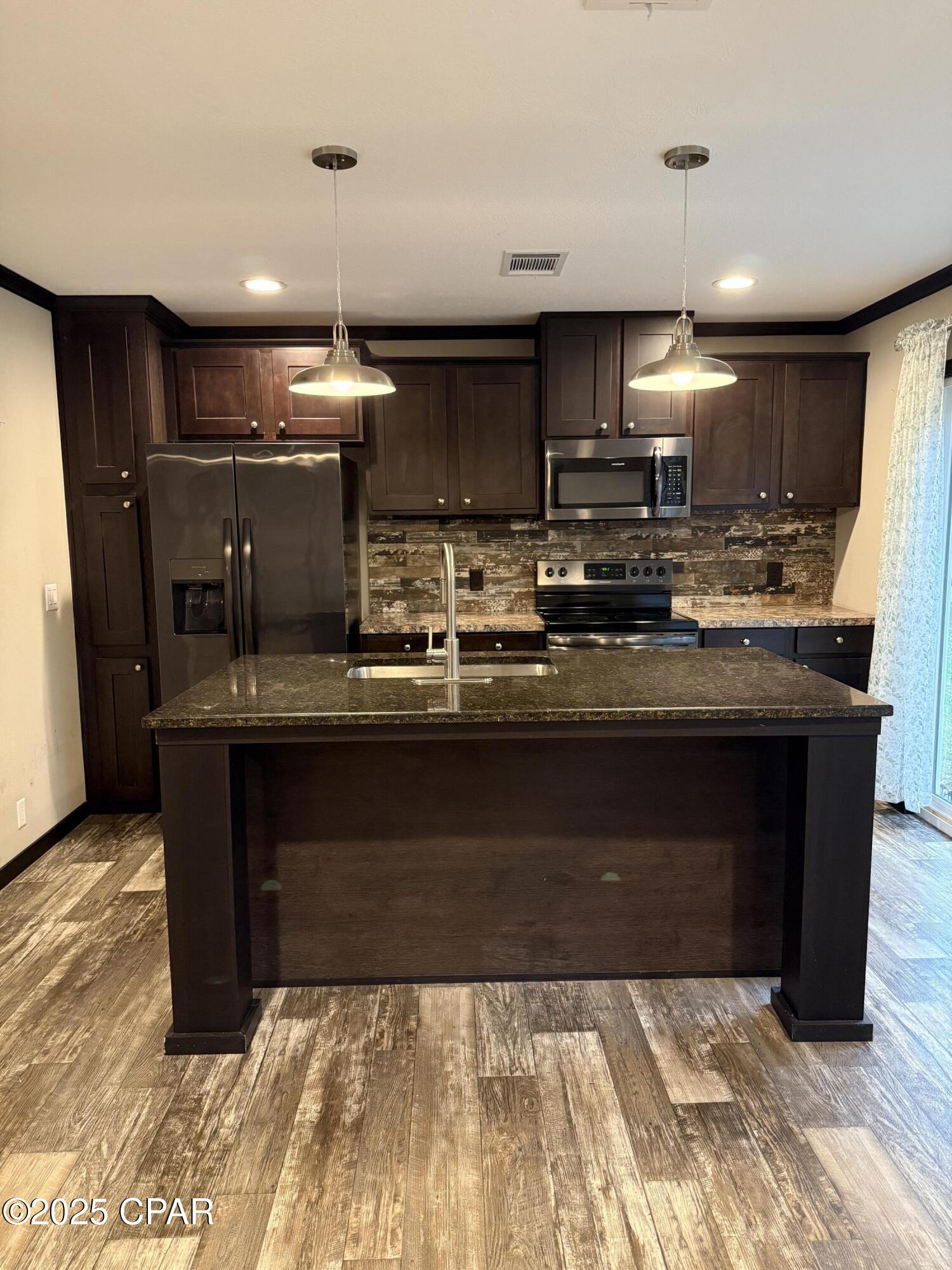 Image 2 For 120 Woodmere Drive