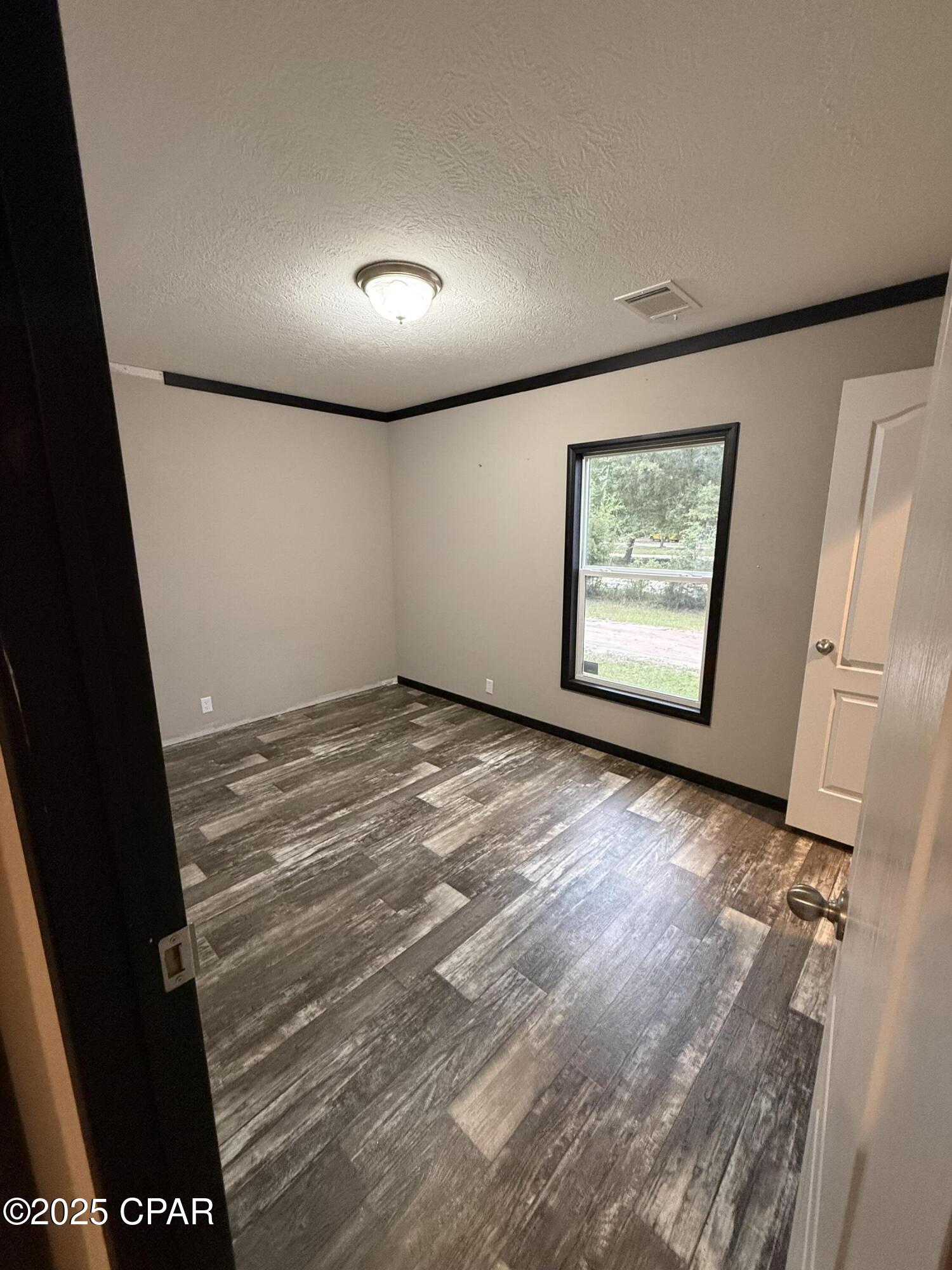 Image 22 For 120 Woodmere Drive