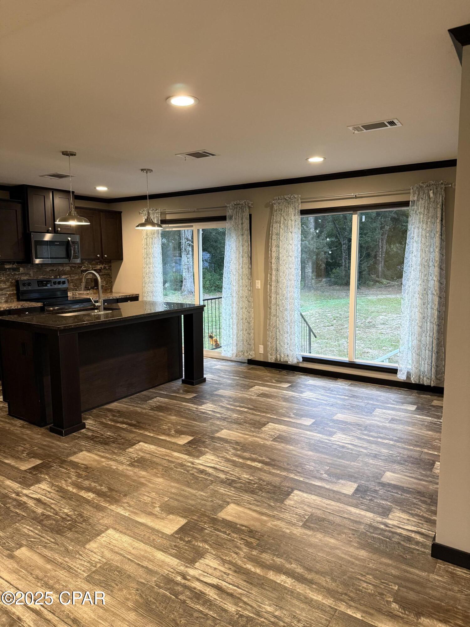 Image 3 For 120 Woodmere Drive