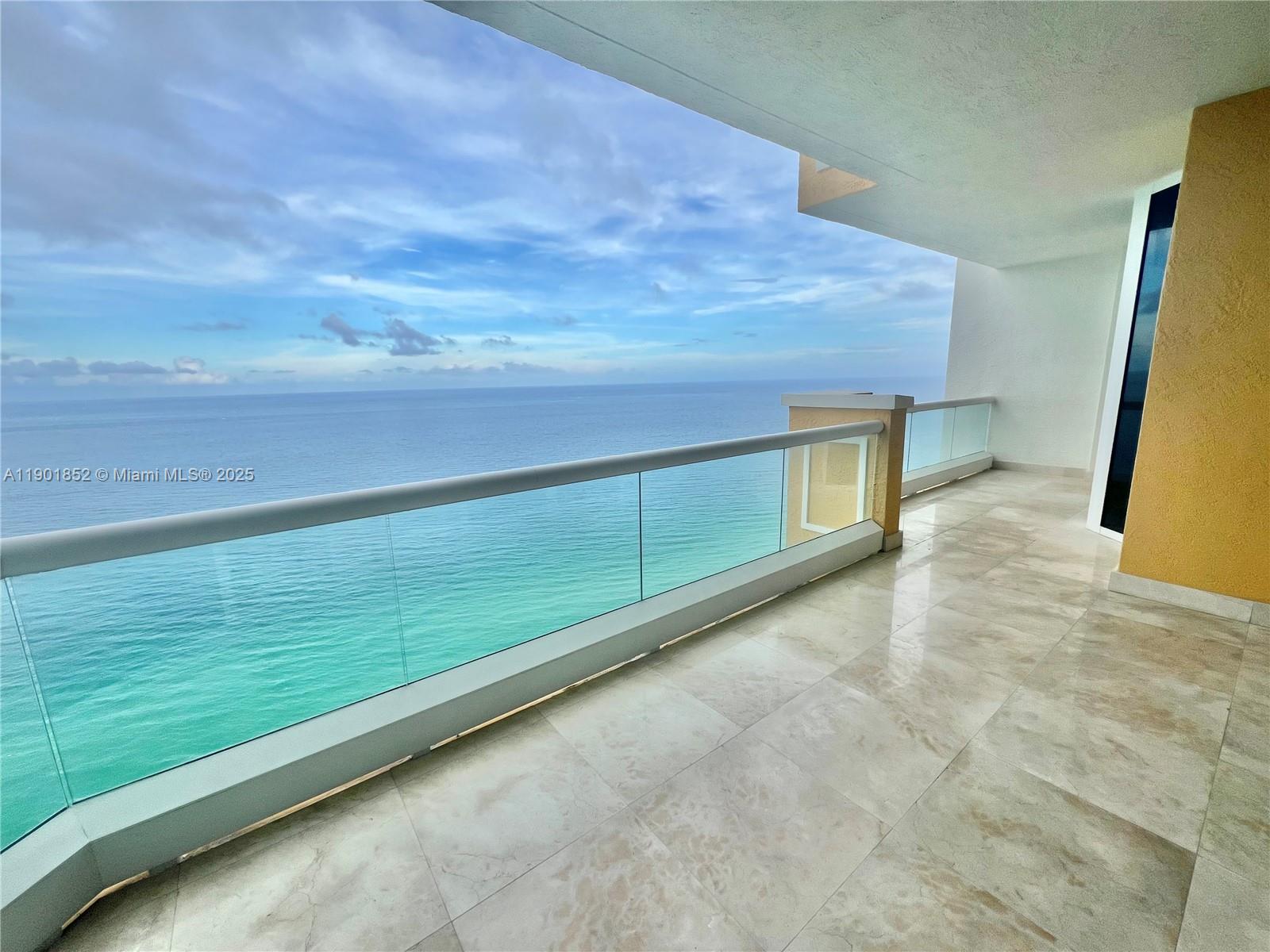 17875 Collins Ave Unit 4305, Sunny Isles Beach, Florida 33160