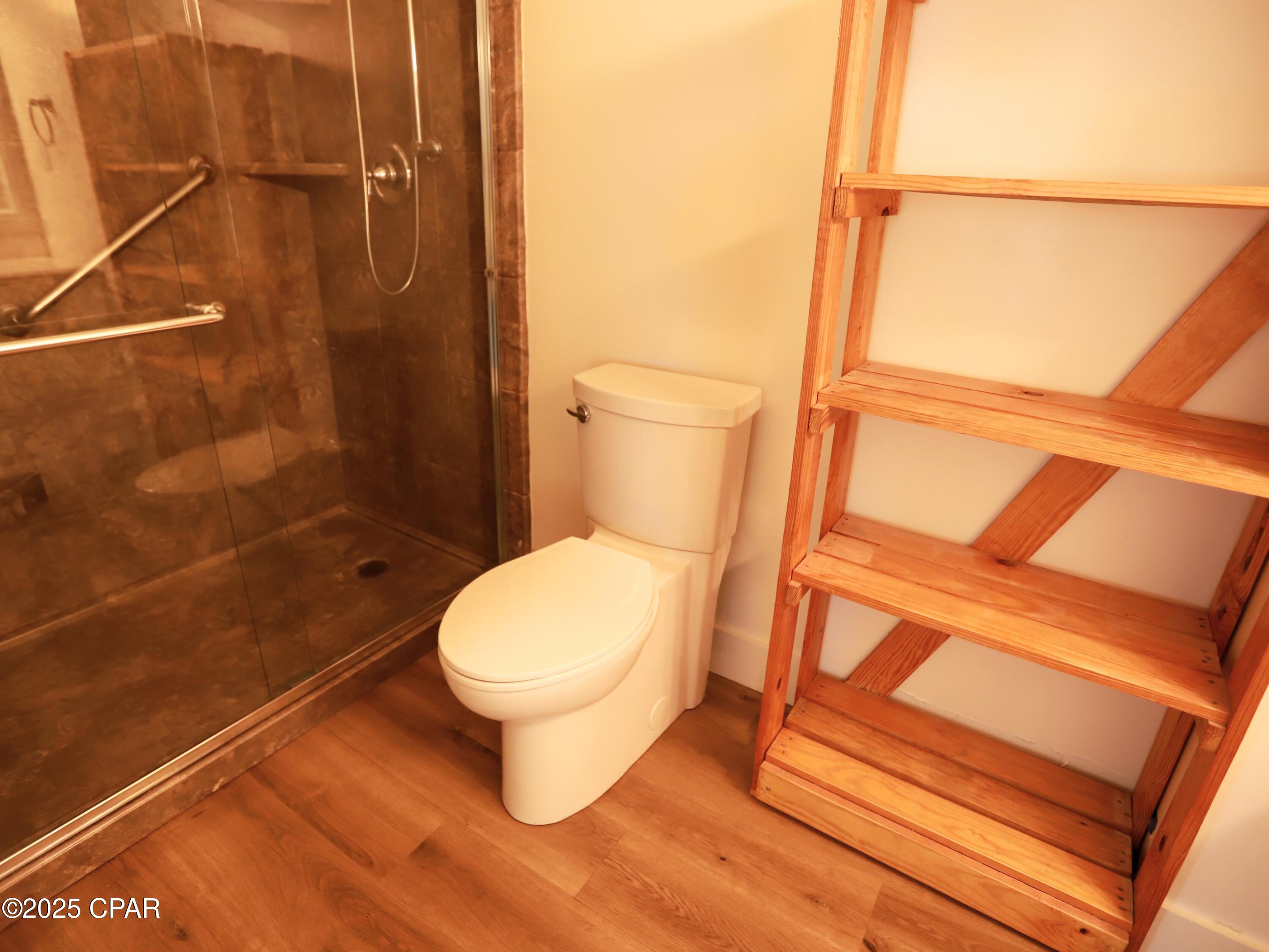 Listing photo id 27 for 6479 Blue Springs Road