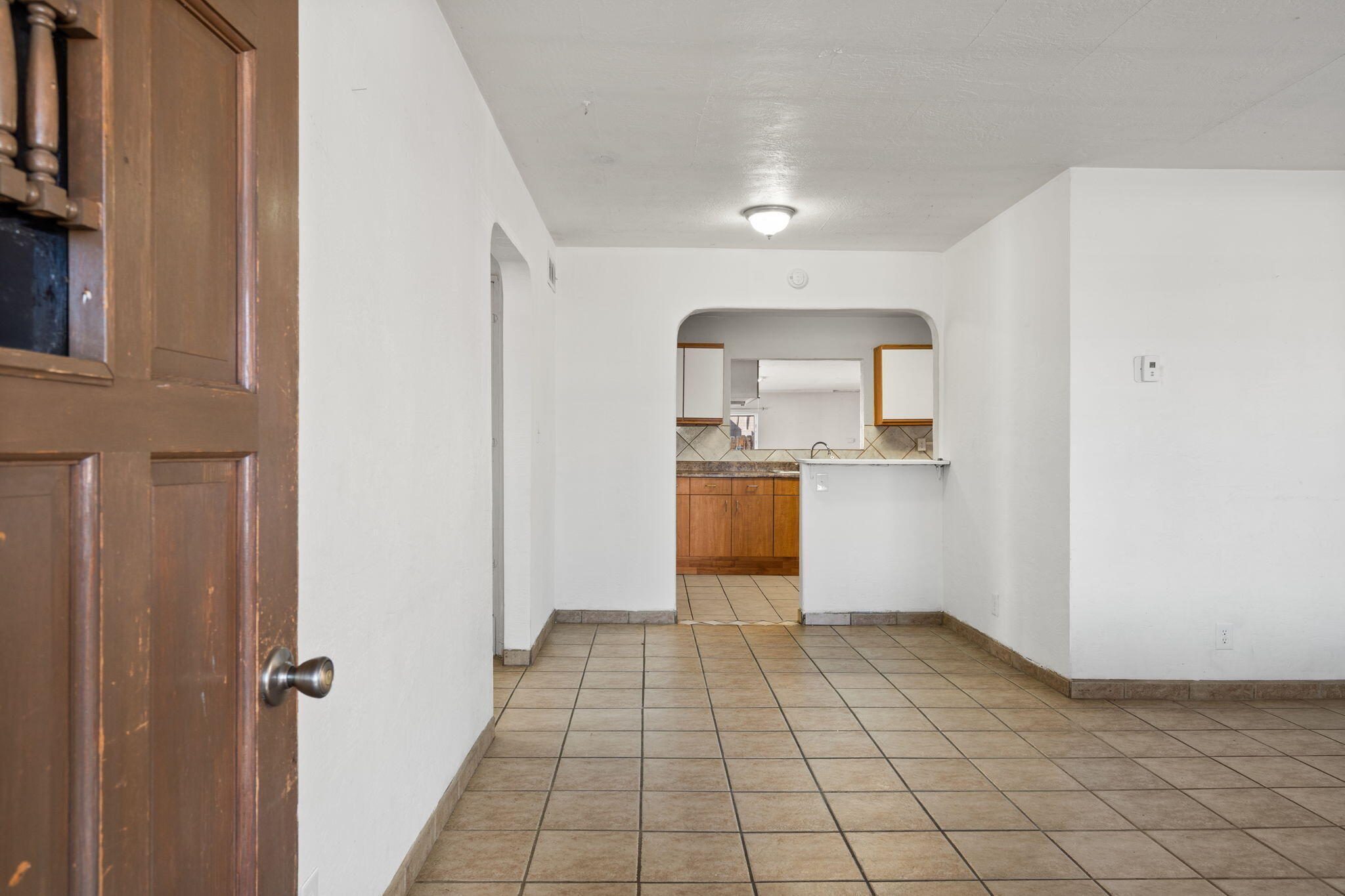 2713 HERMOSA DRIVE NE, ALBUQUERQUE, NM 87110  Photo 4